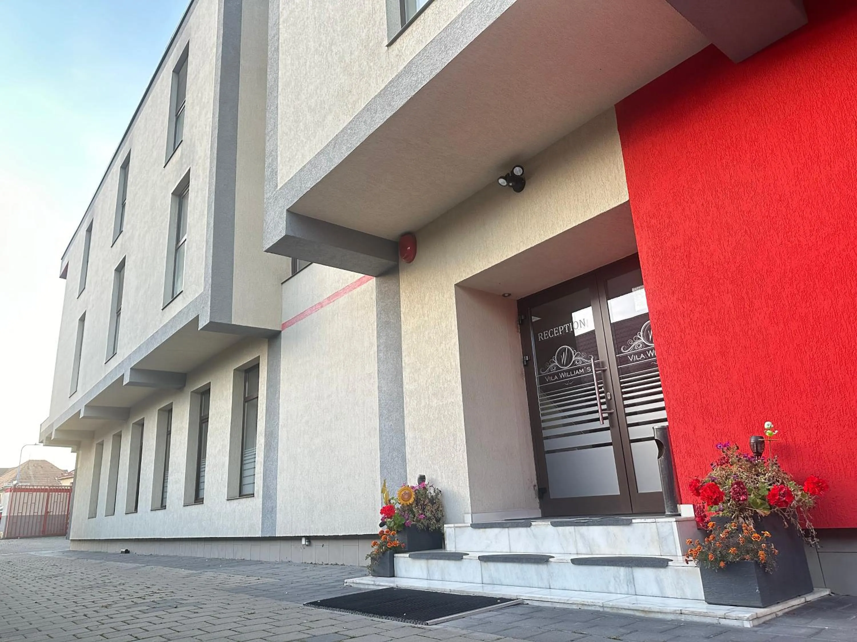 Property building in Vila William’s