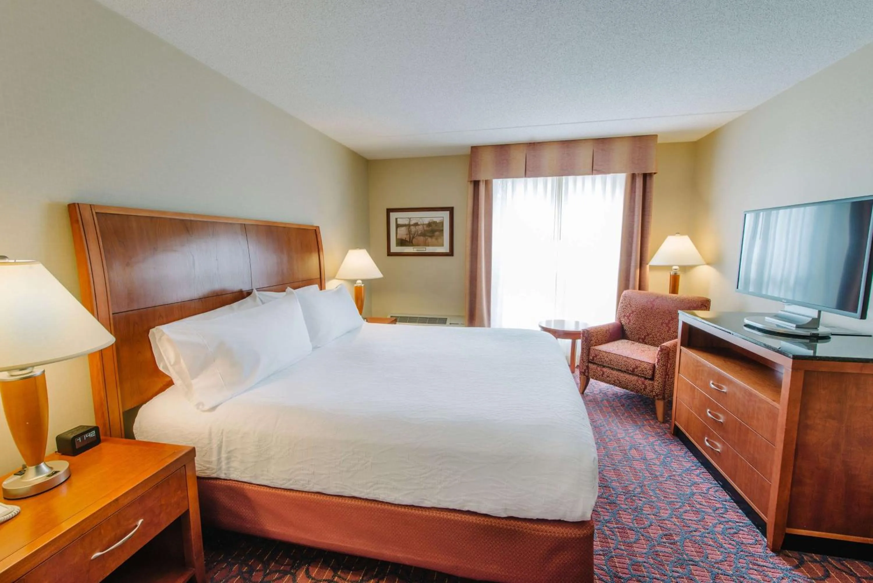 Bedroom, Bed in Hilton Garden Inn Manchester Downtown