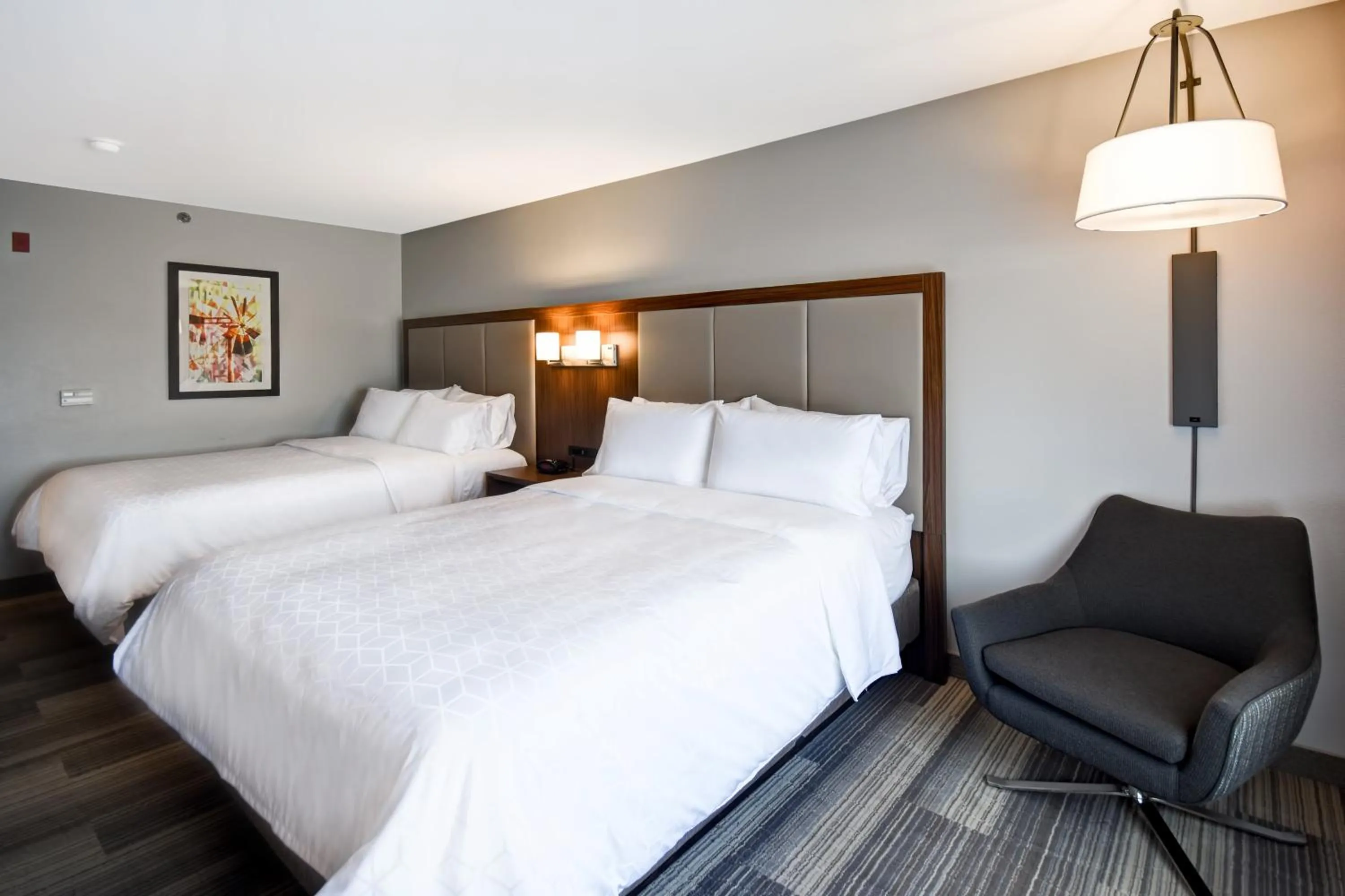 Photo of the whole room, Bed in Holiday Inn Express & Suites Schererville by IHG