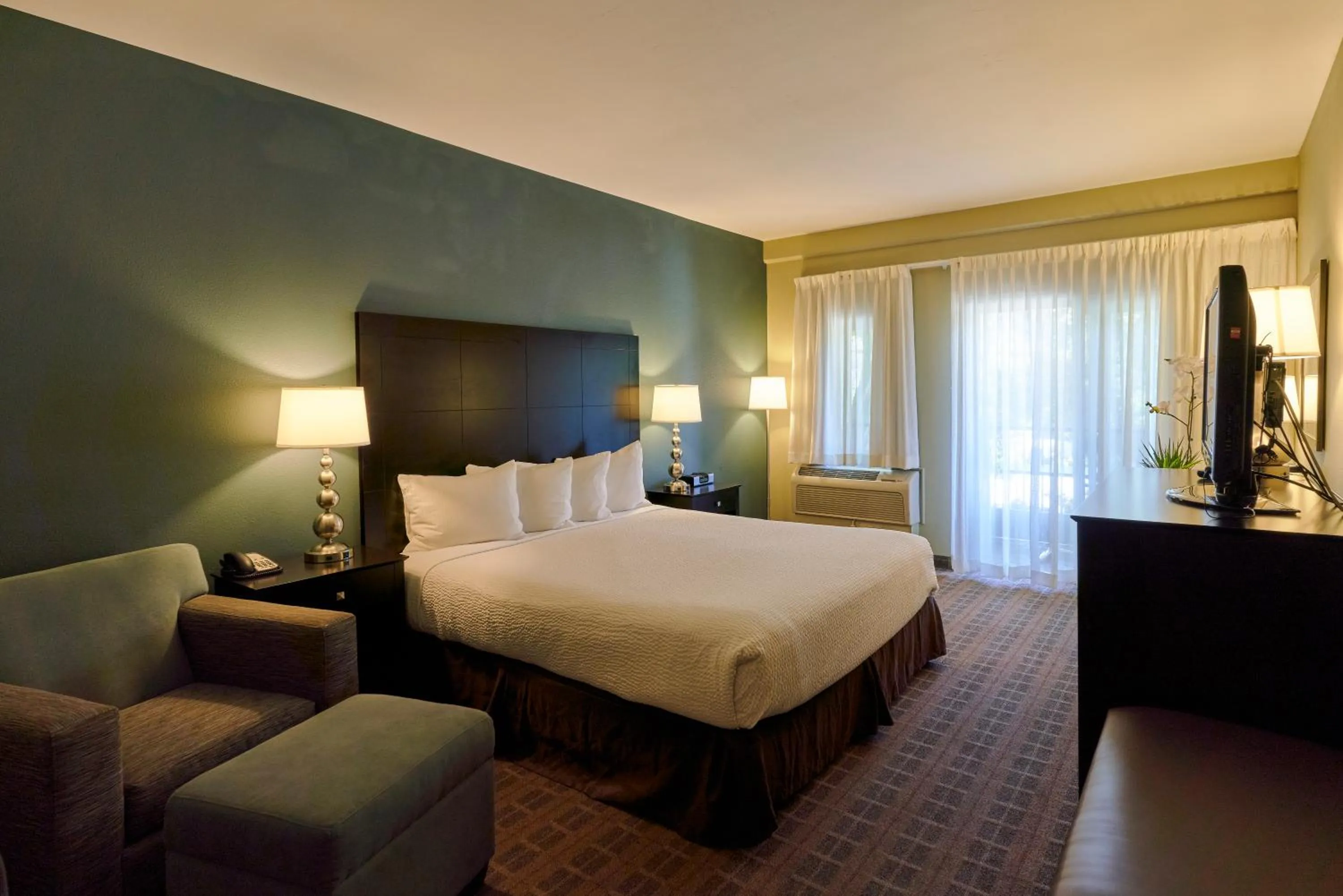 King Room - Disability Access in La Cuesta Inn, BW Signature Collection