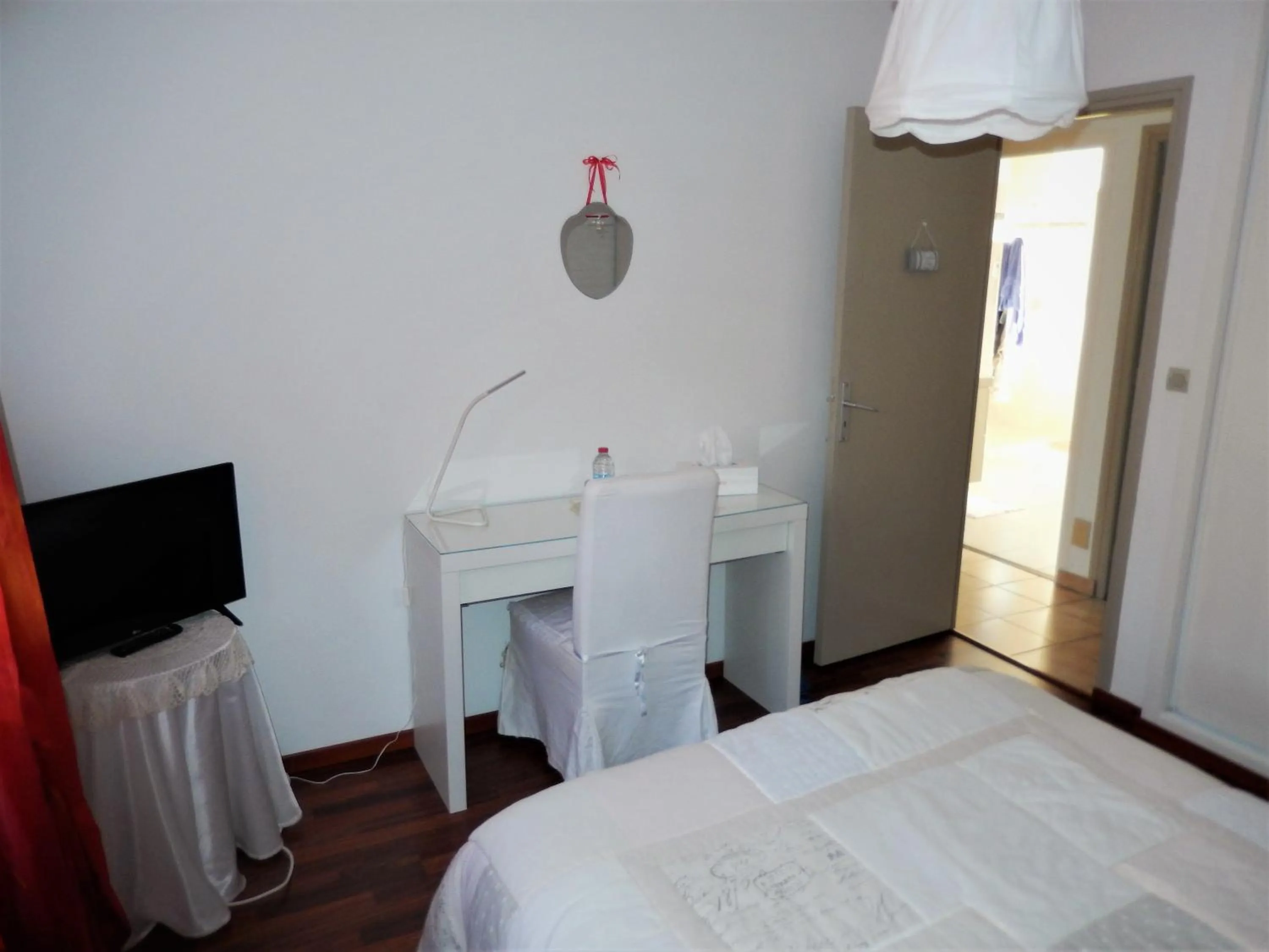 Decorative detail in Villa De Guénifey