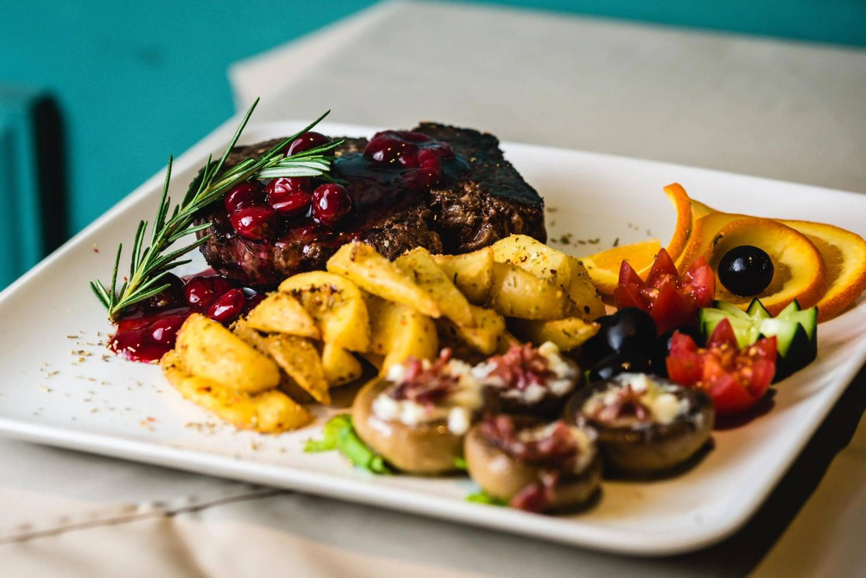 Food in Apart Hotel XXL Lux