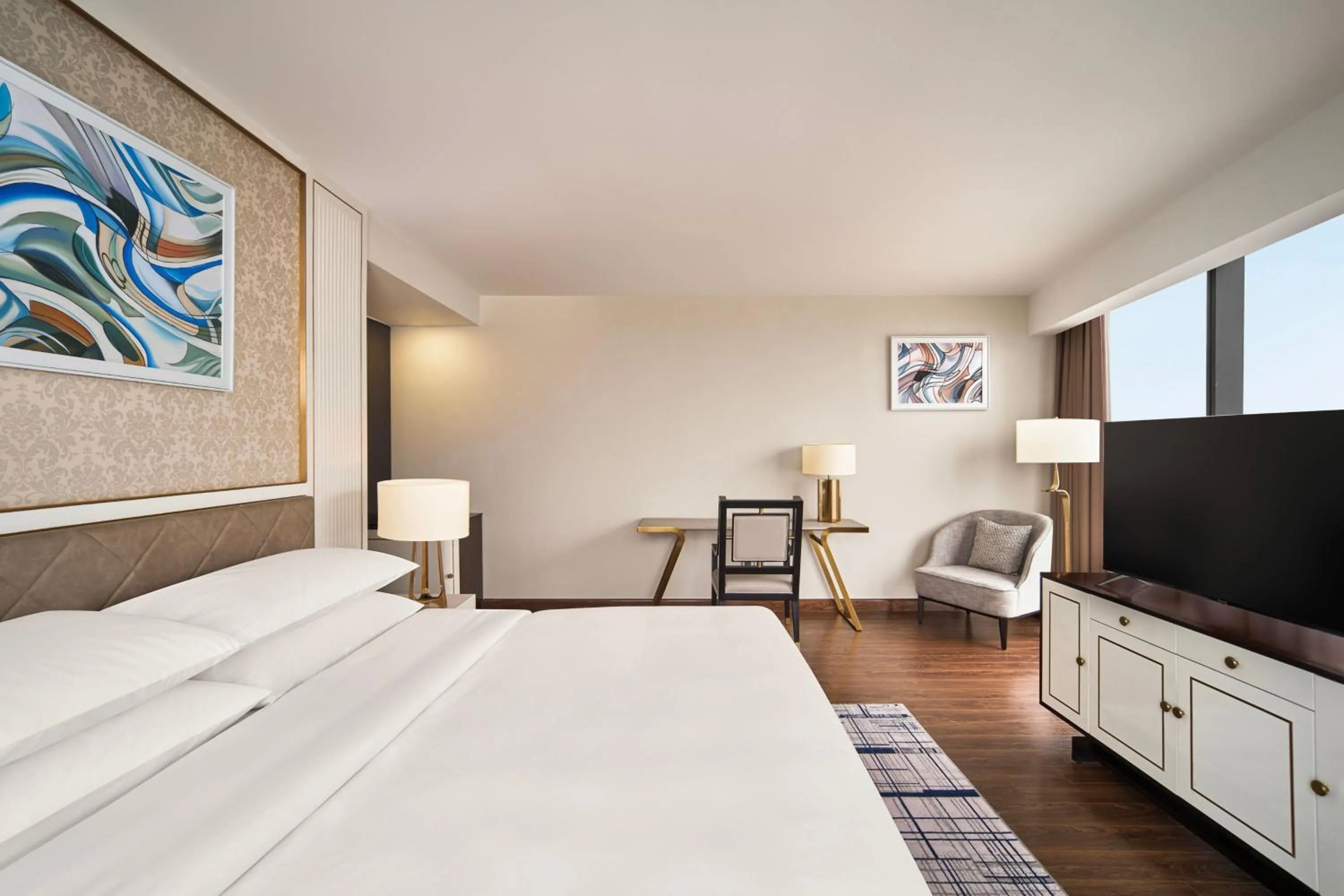 Bedroom, Bed in Sheraton Hai Phong