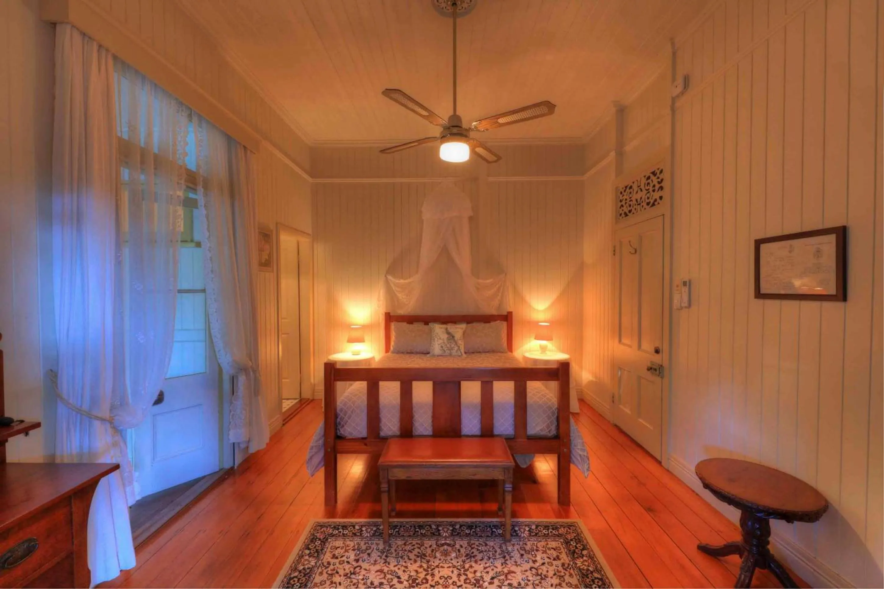 Bed in The Falls Montville