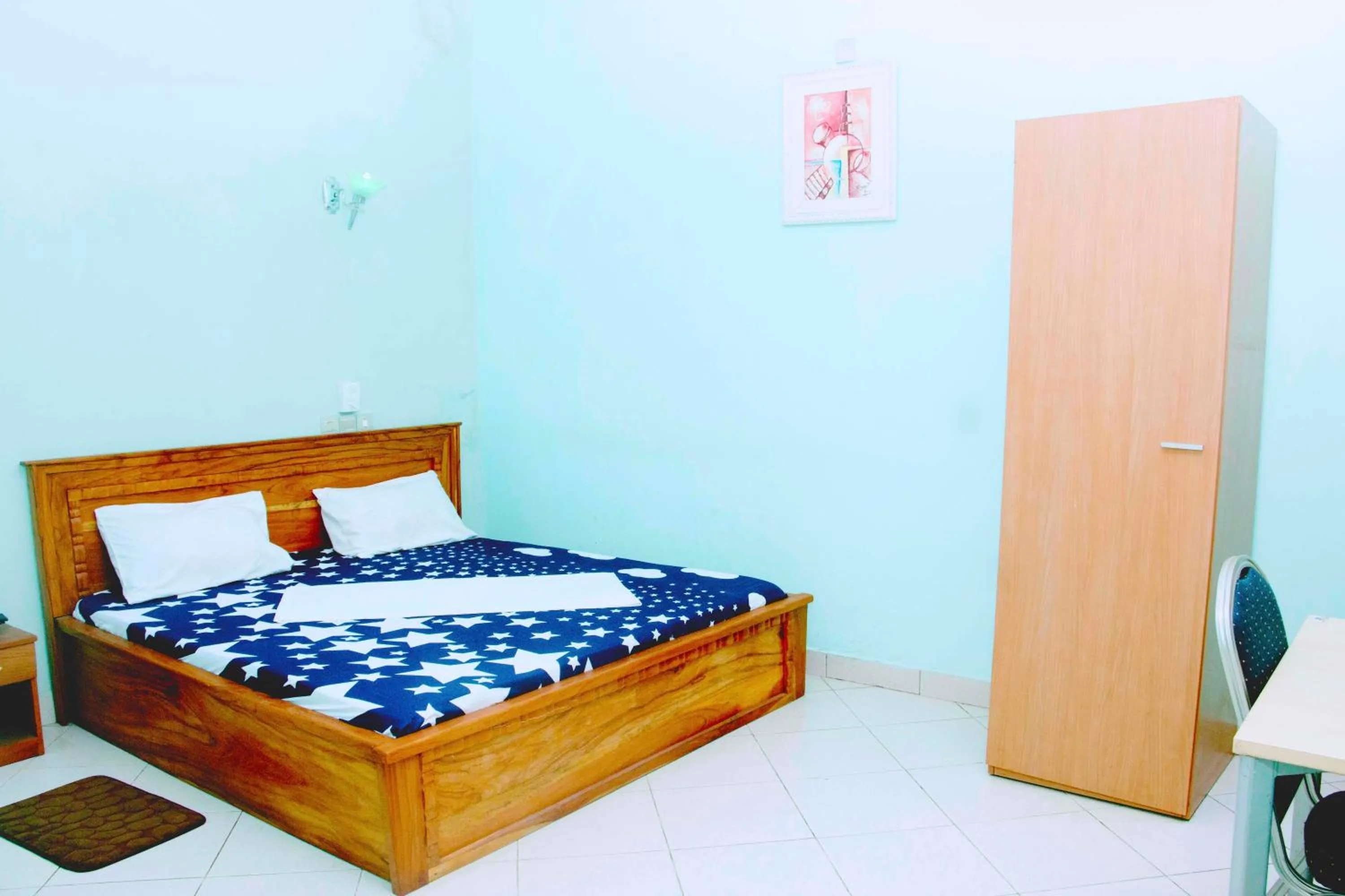 Bedroom, Bed in Nora Hotel