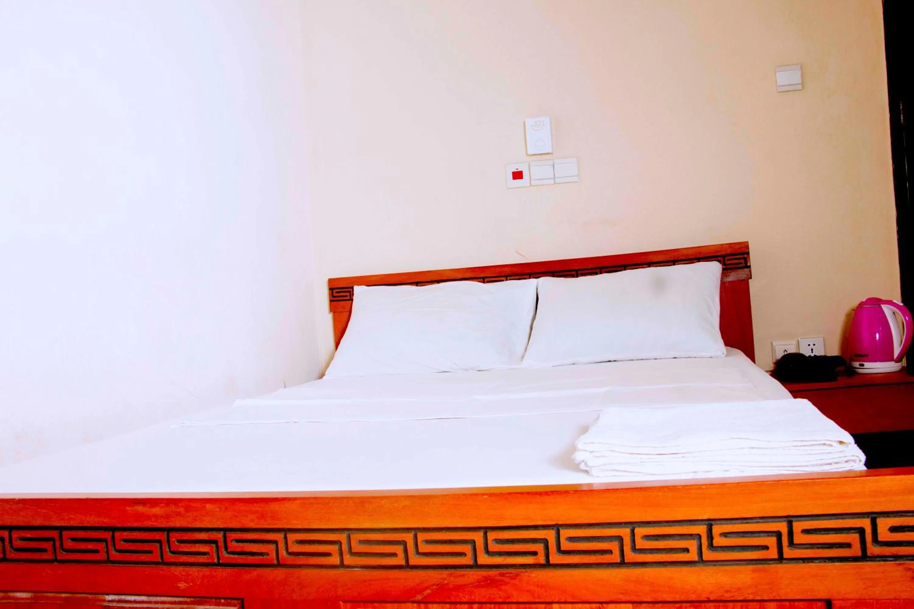 Bedroom, Bed in Nora Hotel