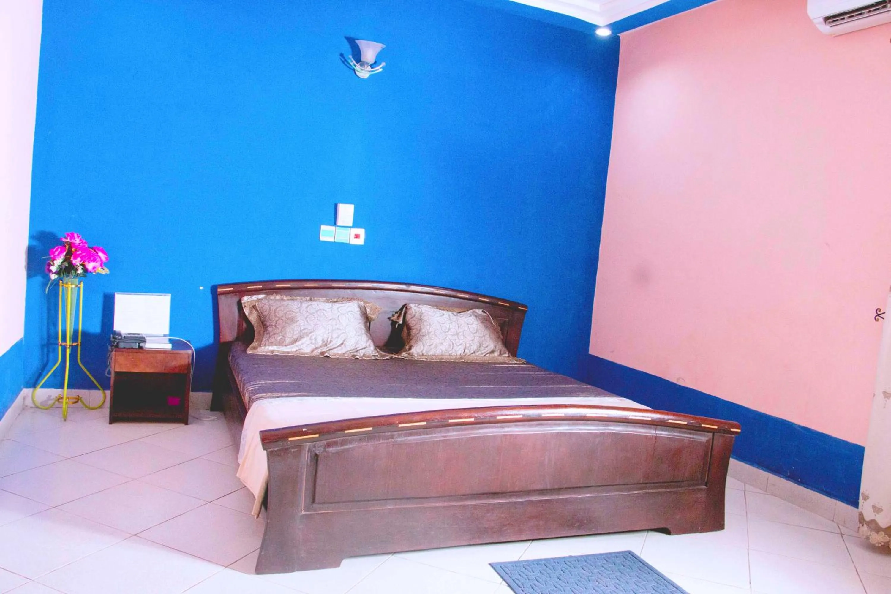 Bedroom, Bed in Nora Hotel