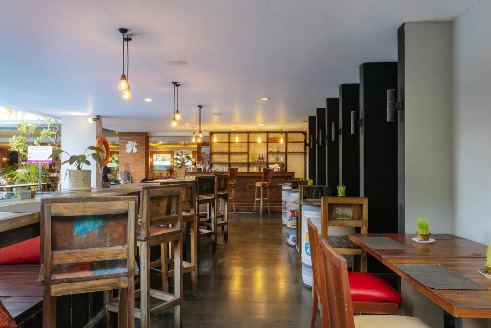 Lounge or bar in Horison Ultima Seminyak Bali - CHSE Certified