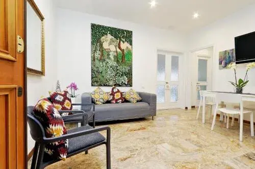 YCH-TRASTEVERE cozy flat for 8 people YCH-TRASTEVERE cozy flat for 8 people