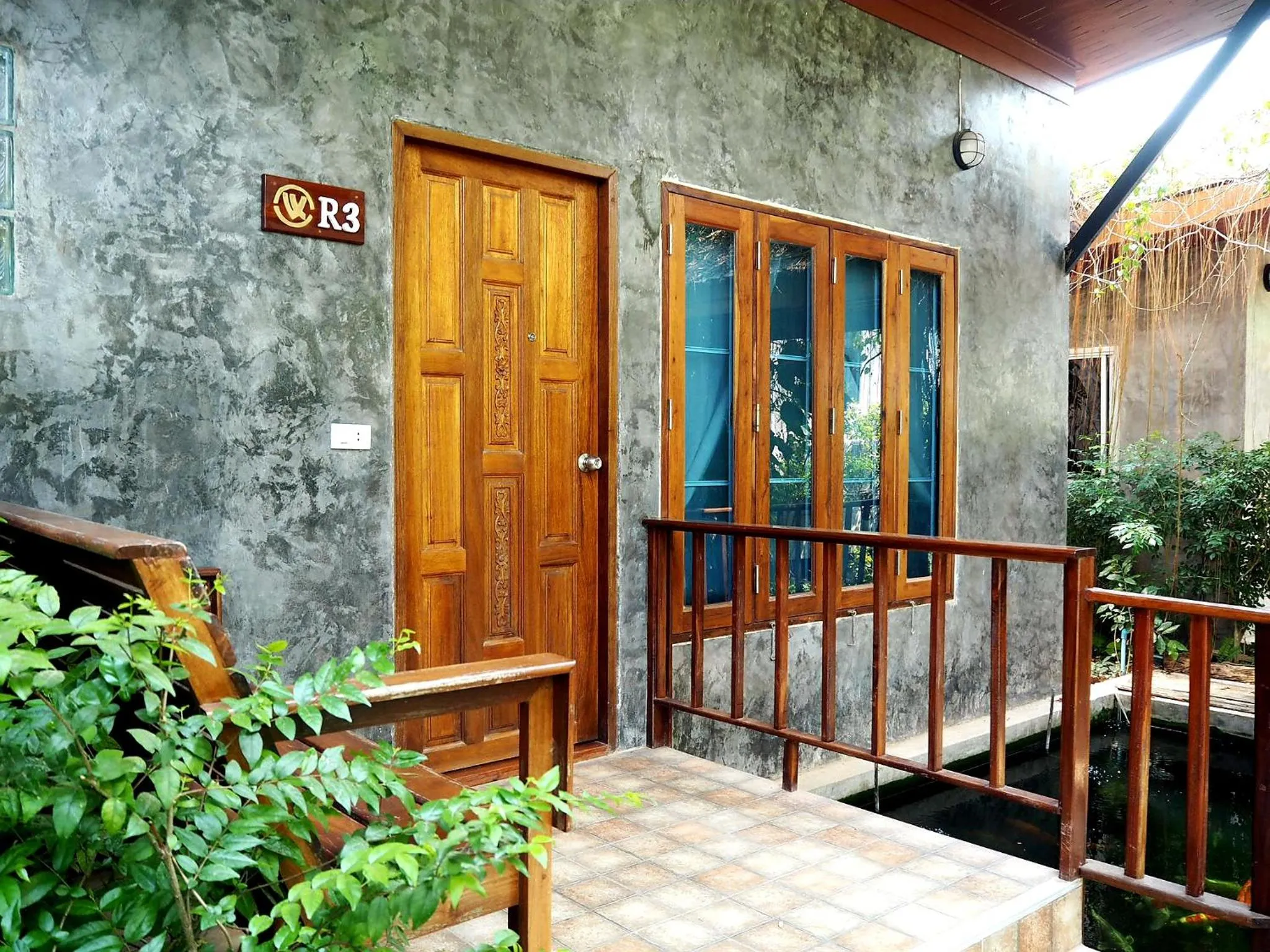 NawiengkaeRiverview Resort