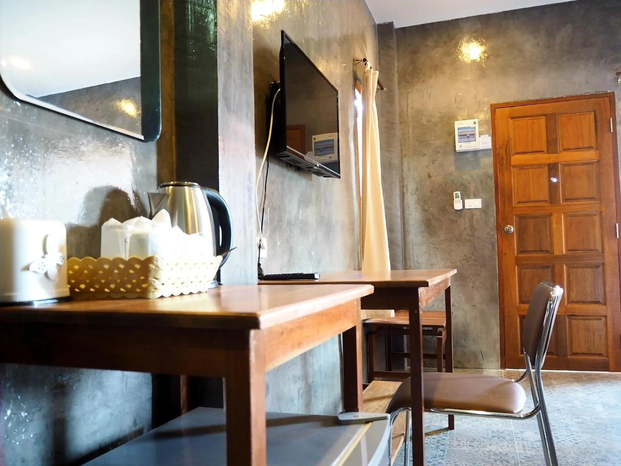 NawiengkaeRiverview Resort