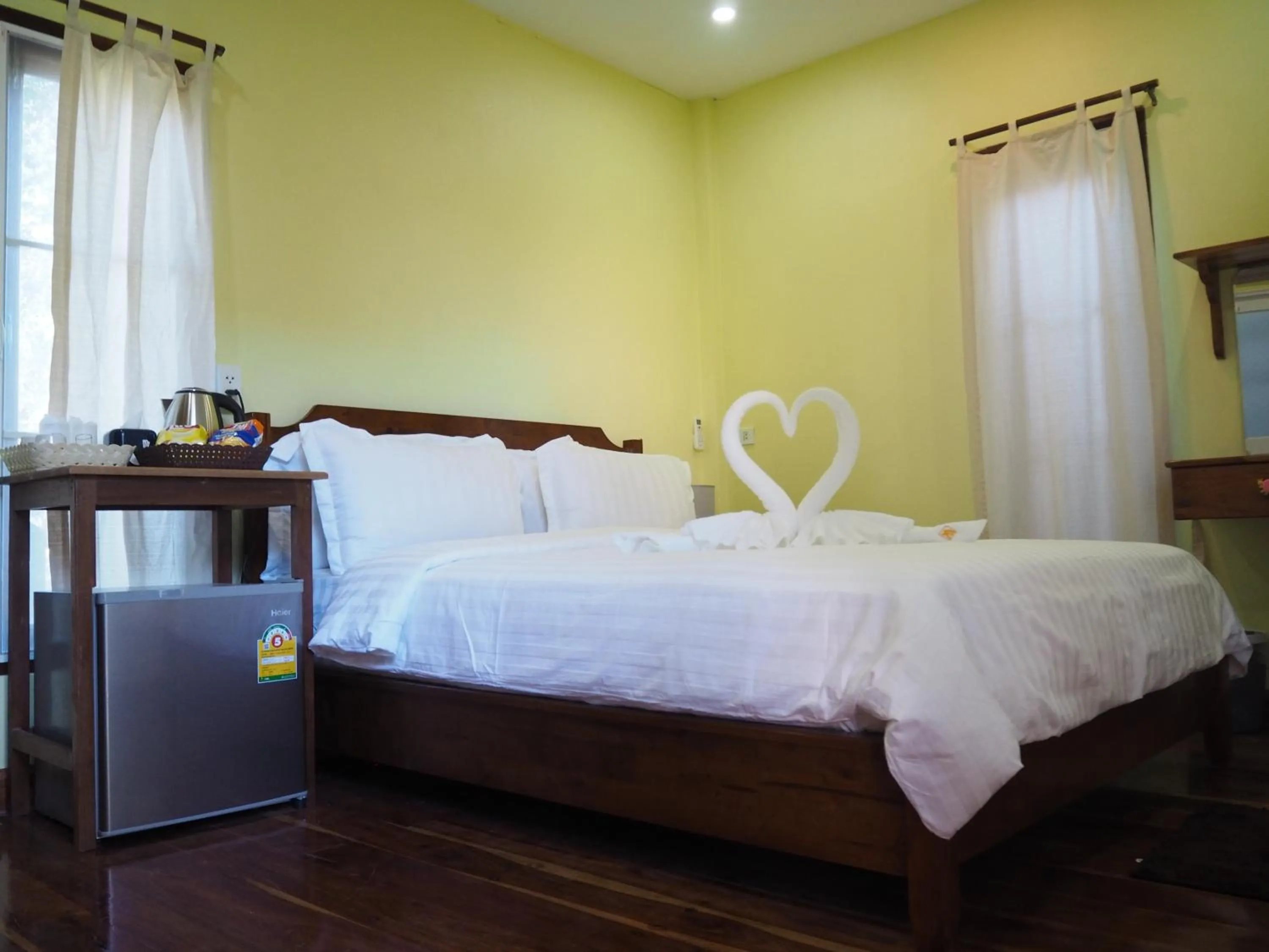 Bed in NawiengkaeRiverview Resort