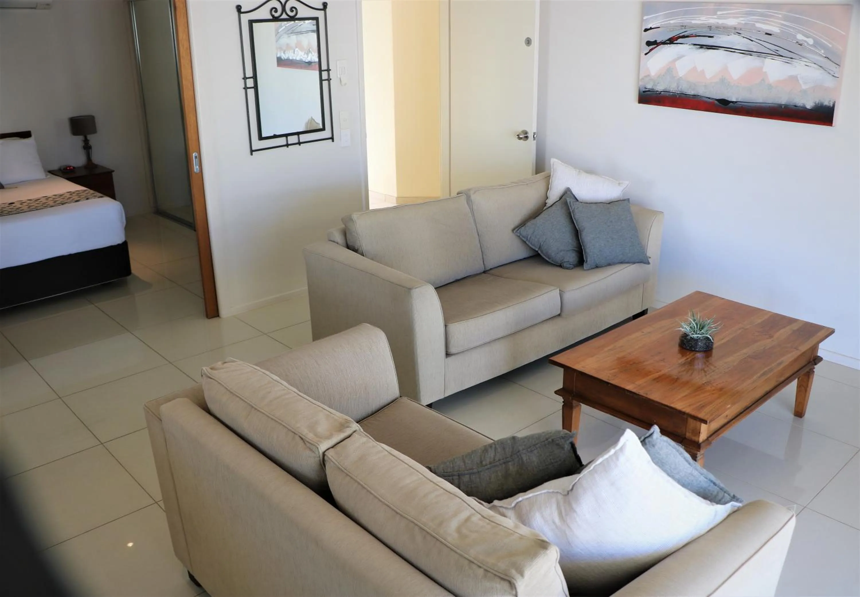 Living room, Bed in Noosa River Palms