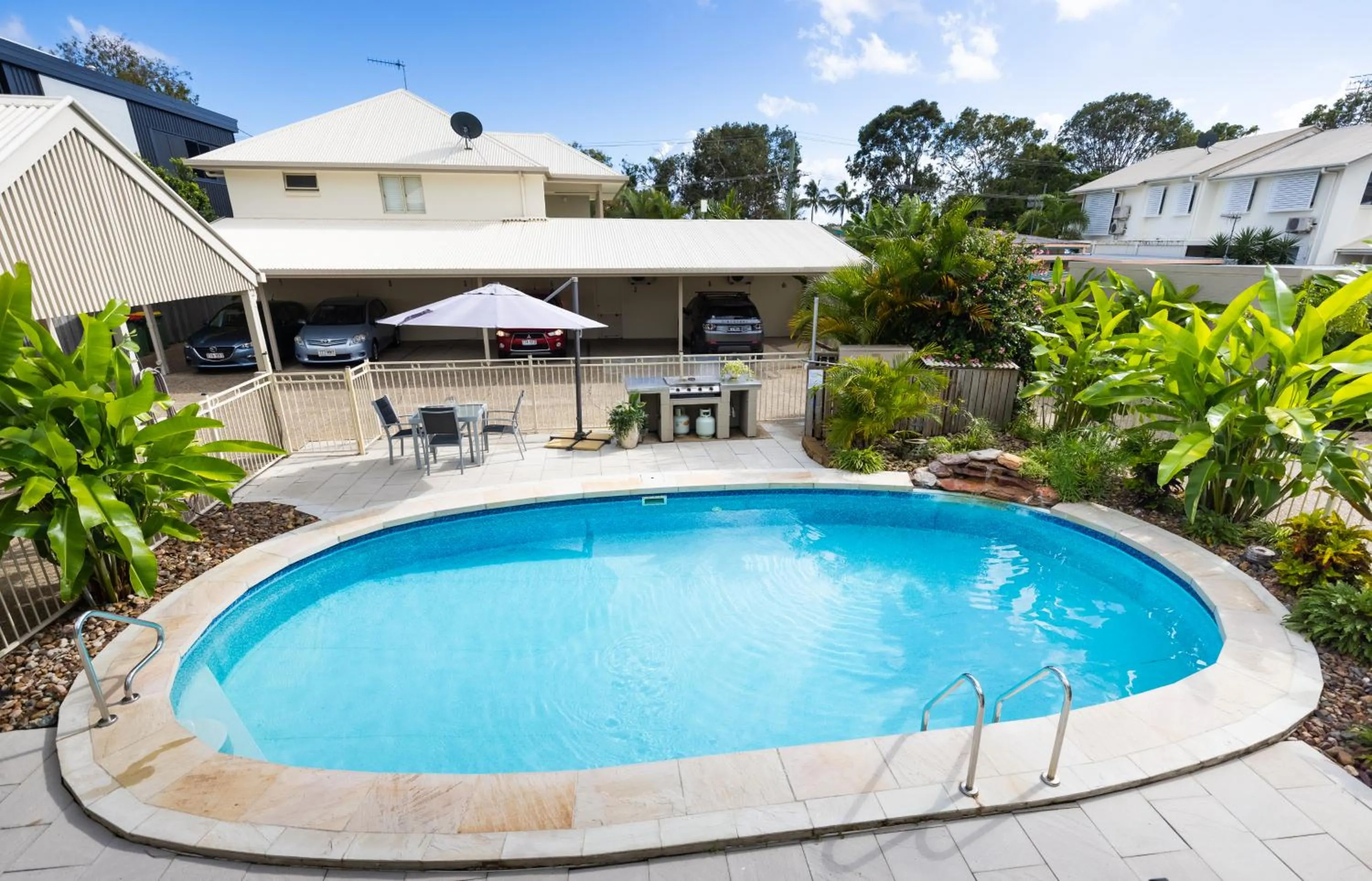 Pool view in Noosa River Palms