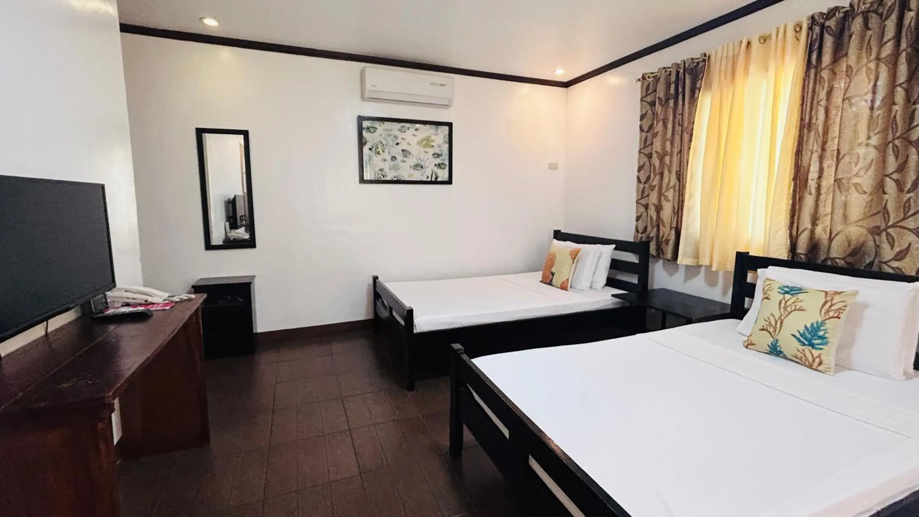 Deluxe Triple Room in Luxor Resort Deluxe Triple Room in Luxor Resort