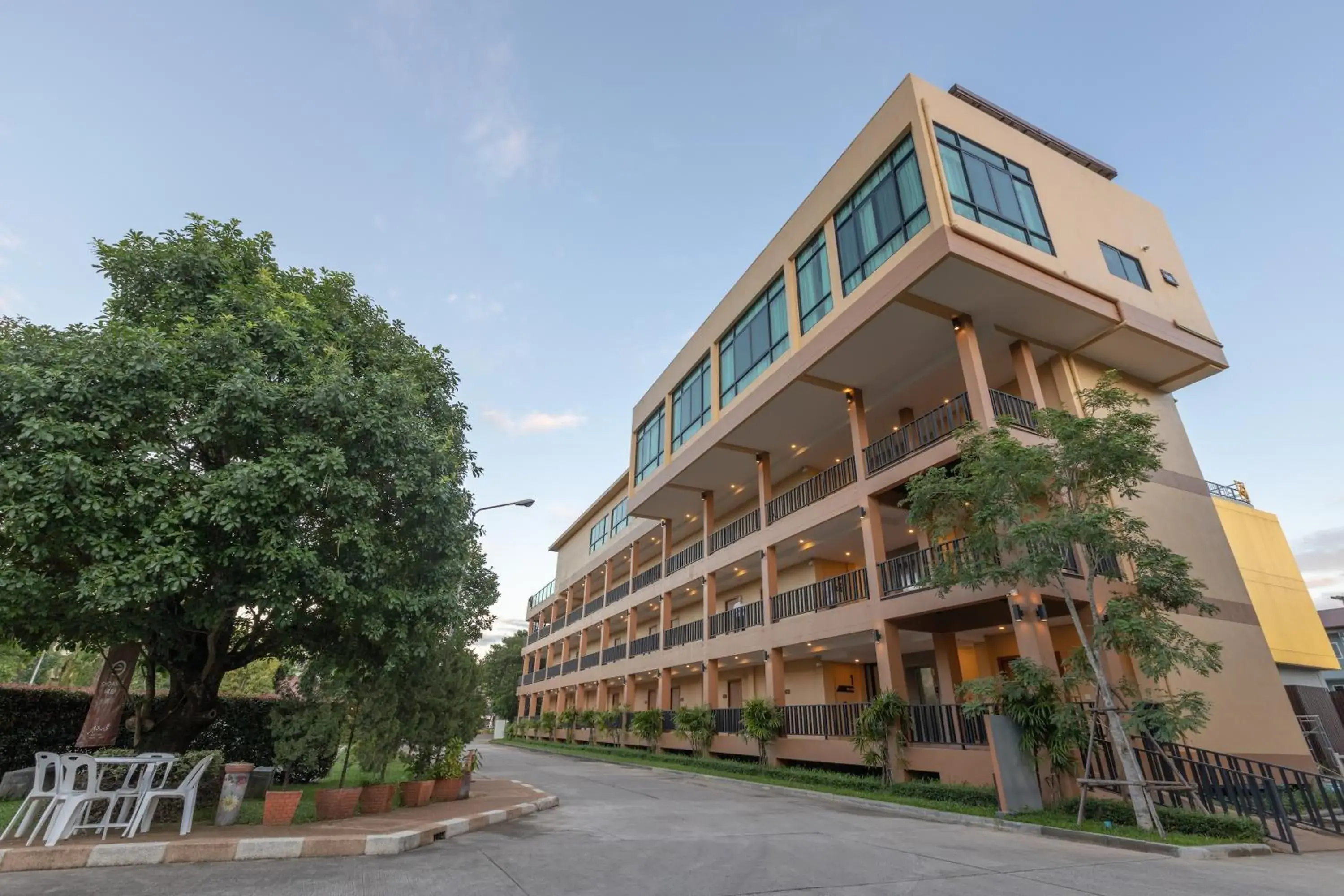 Property building in Phufa Waree Chiangrai Resort - SHA Extra Plus Property building in Phufa Waree Chiangrai Resort - SHA Extra Plus