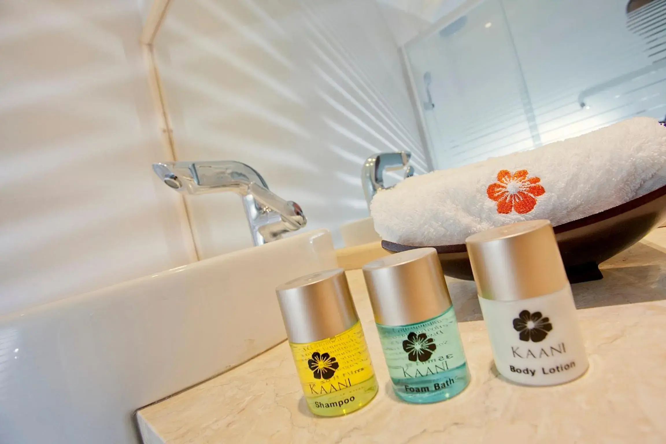 Bathroom in Kaani Beach Hotel Bathroom in Kaani Beach Hotel