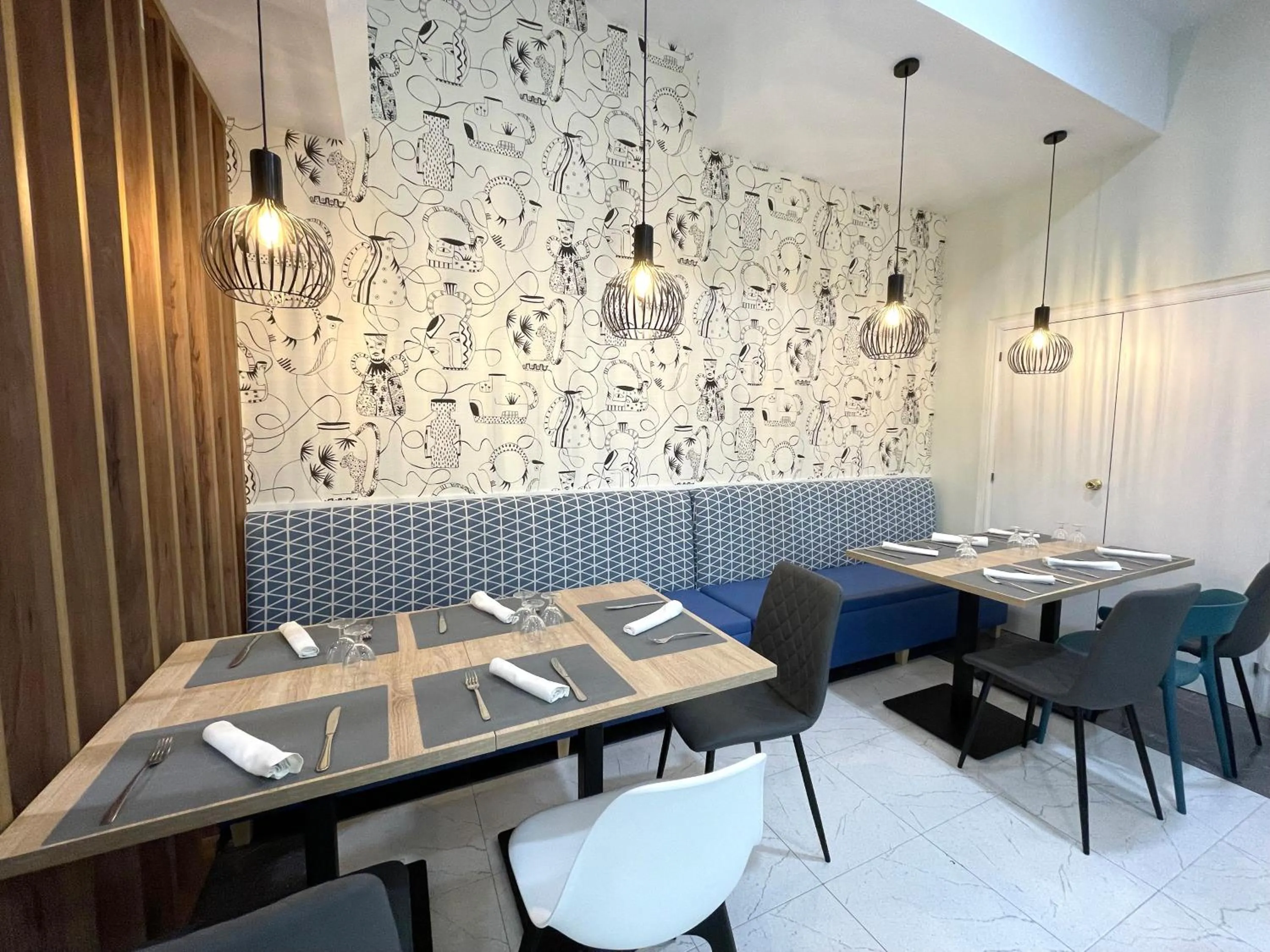 Restaurant/places to eat in Olimar II