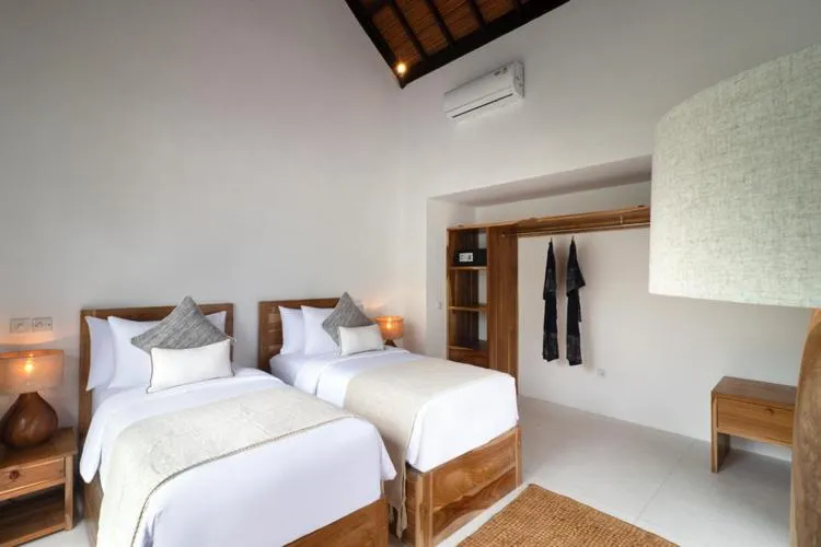 Bed in Pondok Santi Estate