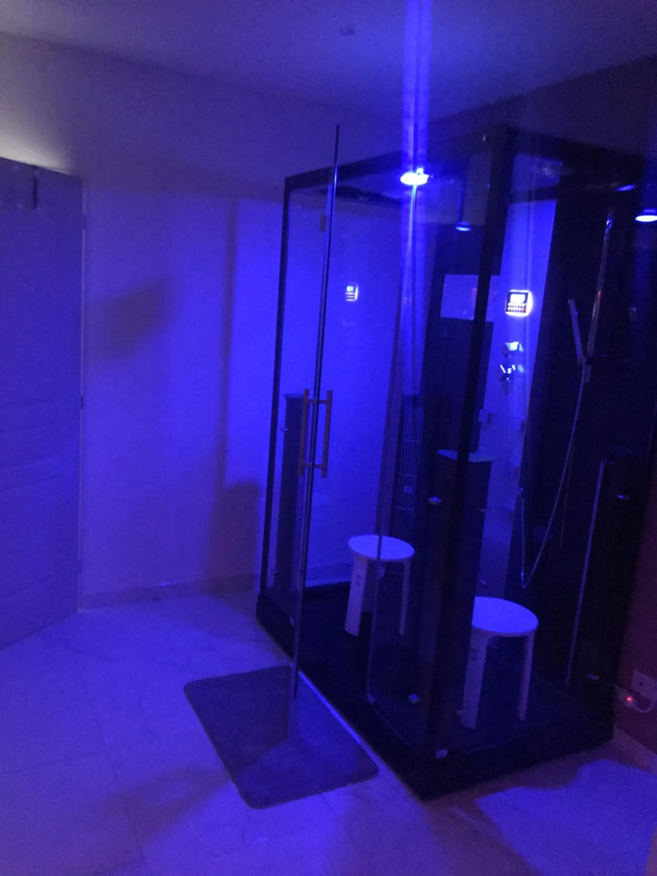 Steam room in Dreamspa