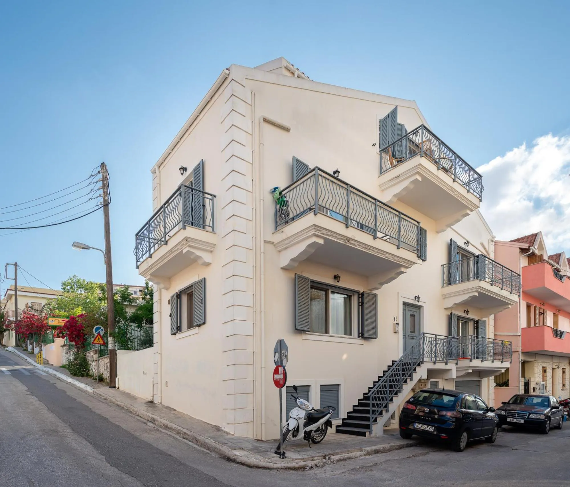 Property building in Elegant Living