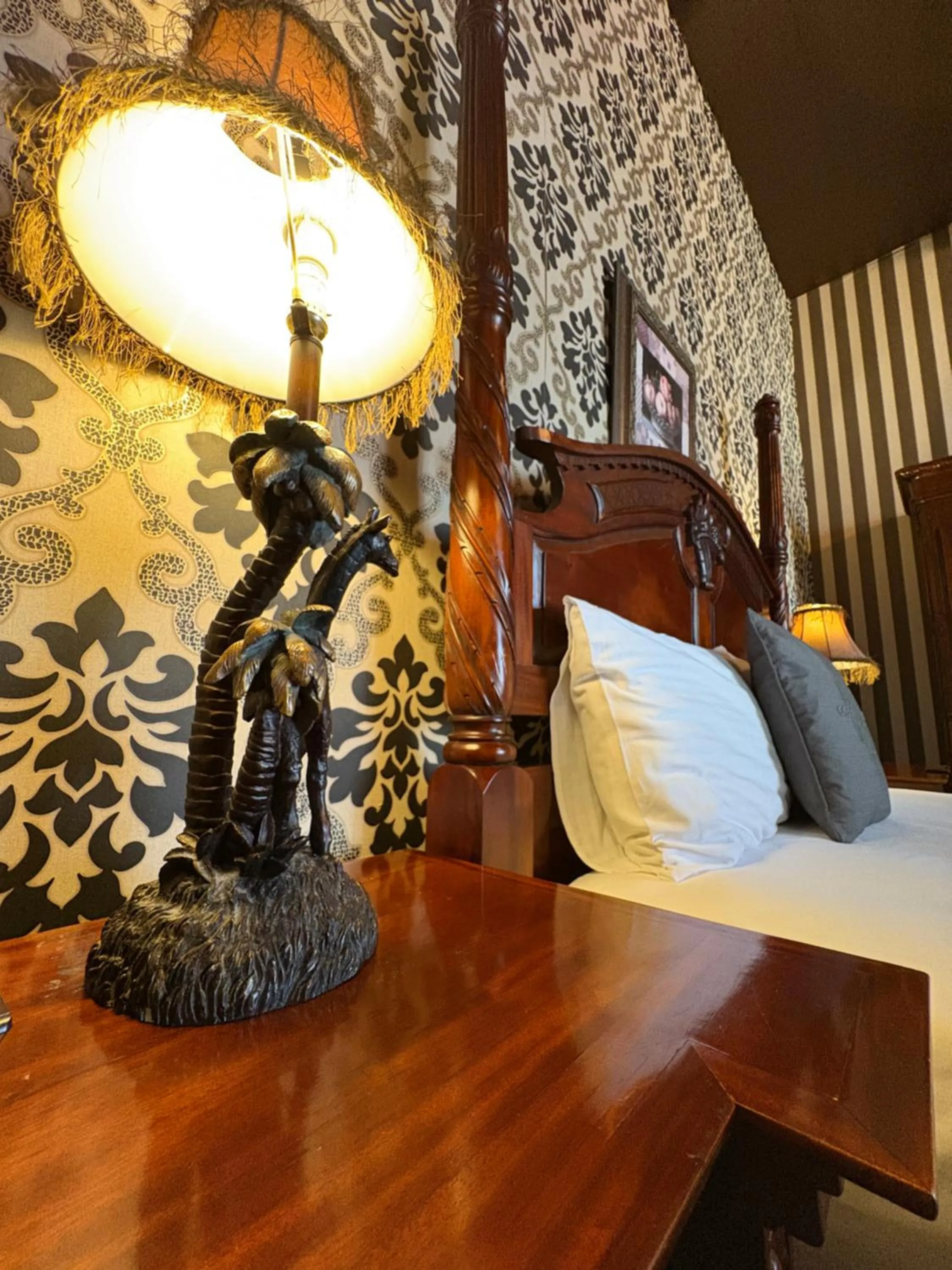 Bedroom, Bed in kyrenia palace boutique hotel