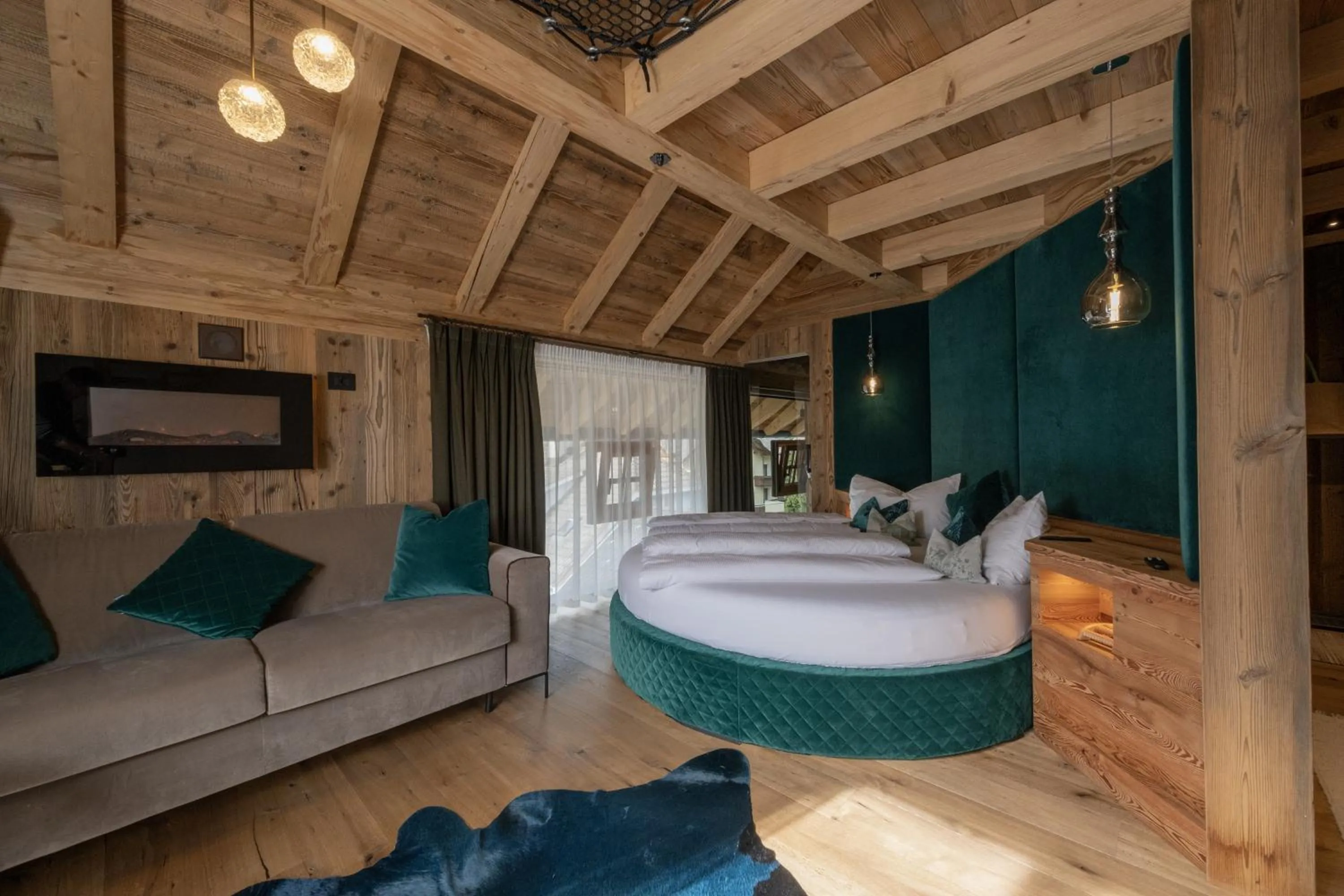 Bedroom, Bed in Alpine Refuge Villa Adler