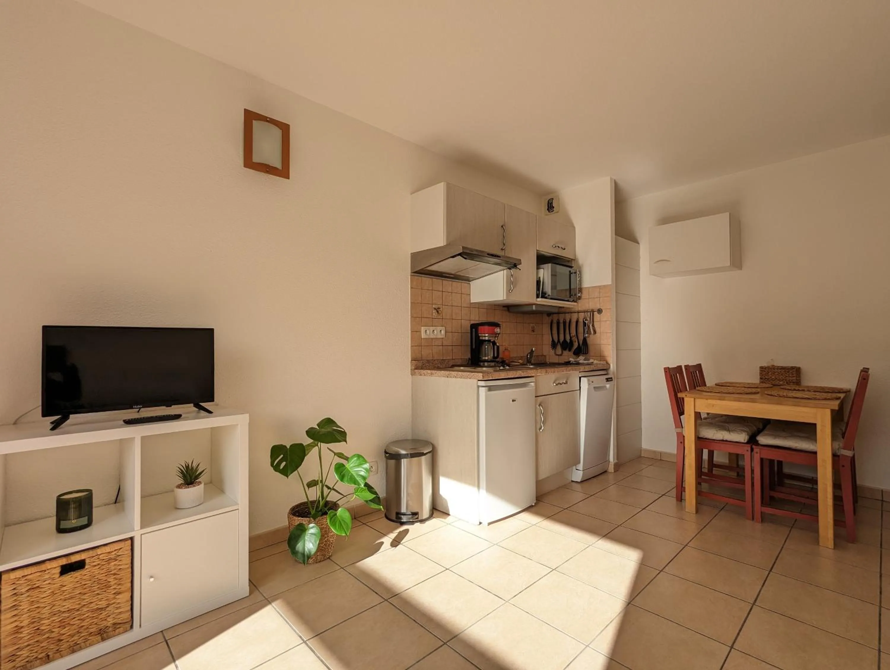Kitchen or kitchenette in Résidence Au Pitot, Biscarrosse-Plage