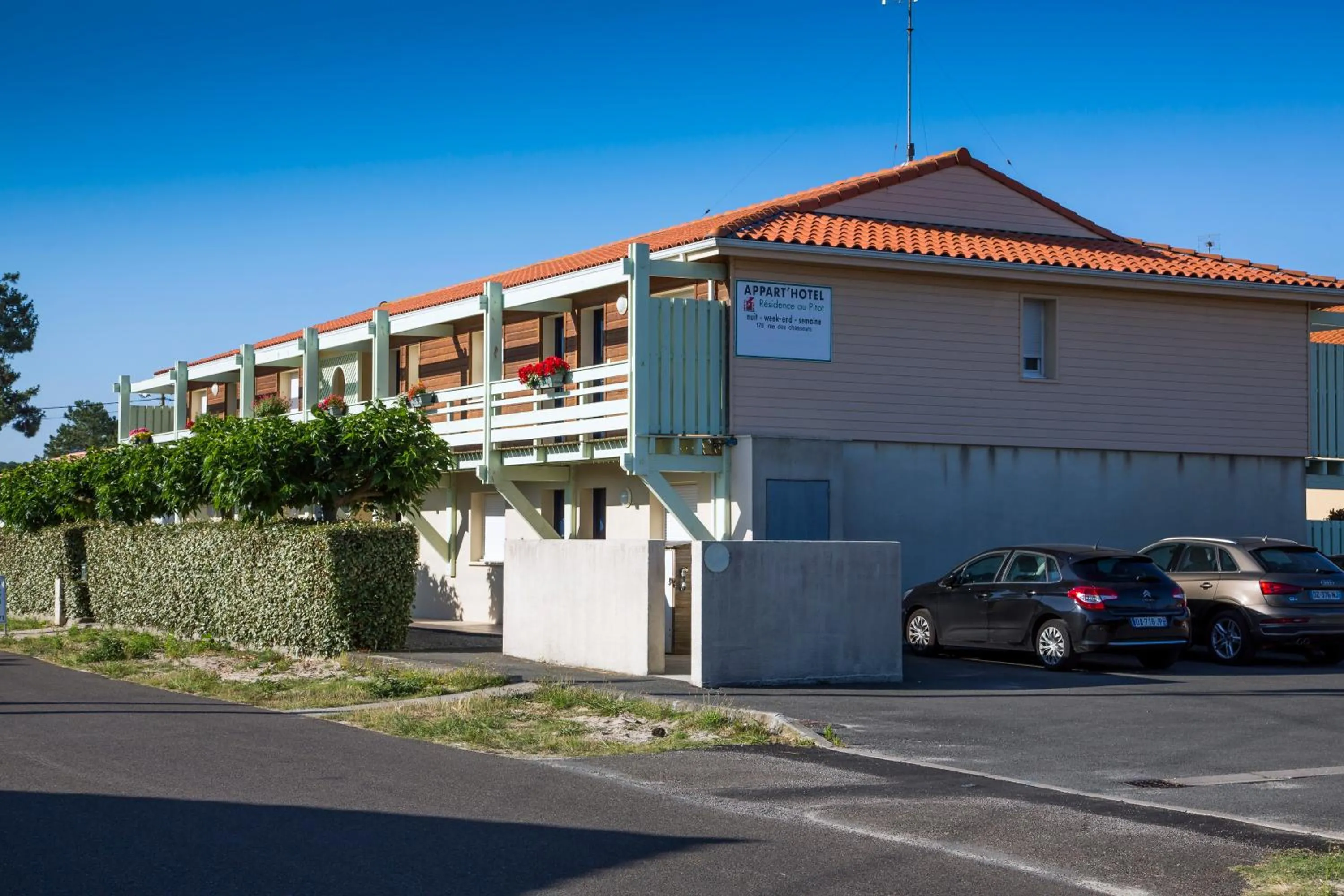 Property building in Résidence Au Pitot, Biscarrosse-Plage
