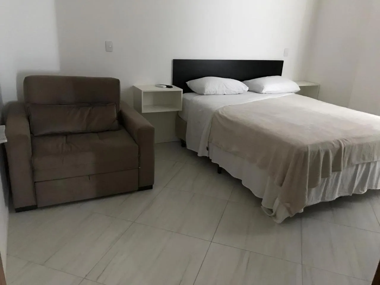 Bed in Sophia 2 Residence Inn