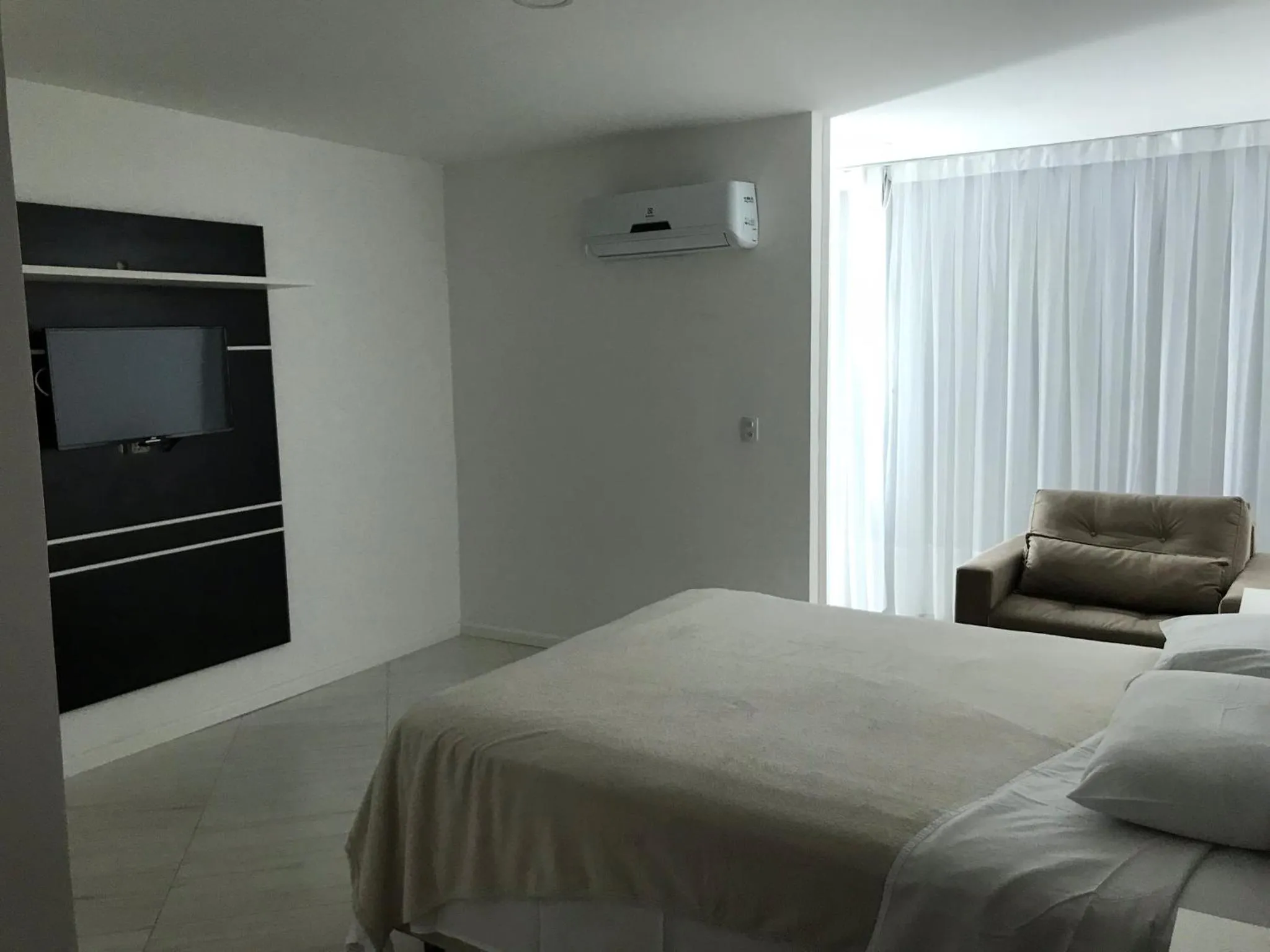 Bed in Sophia 2 Residence Inn