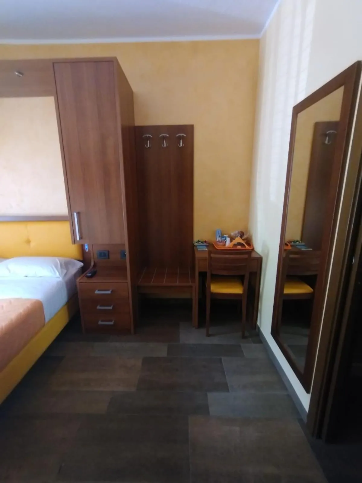 Bedroom, Bed in B&B IL GHIRO
