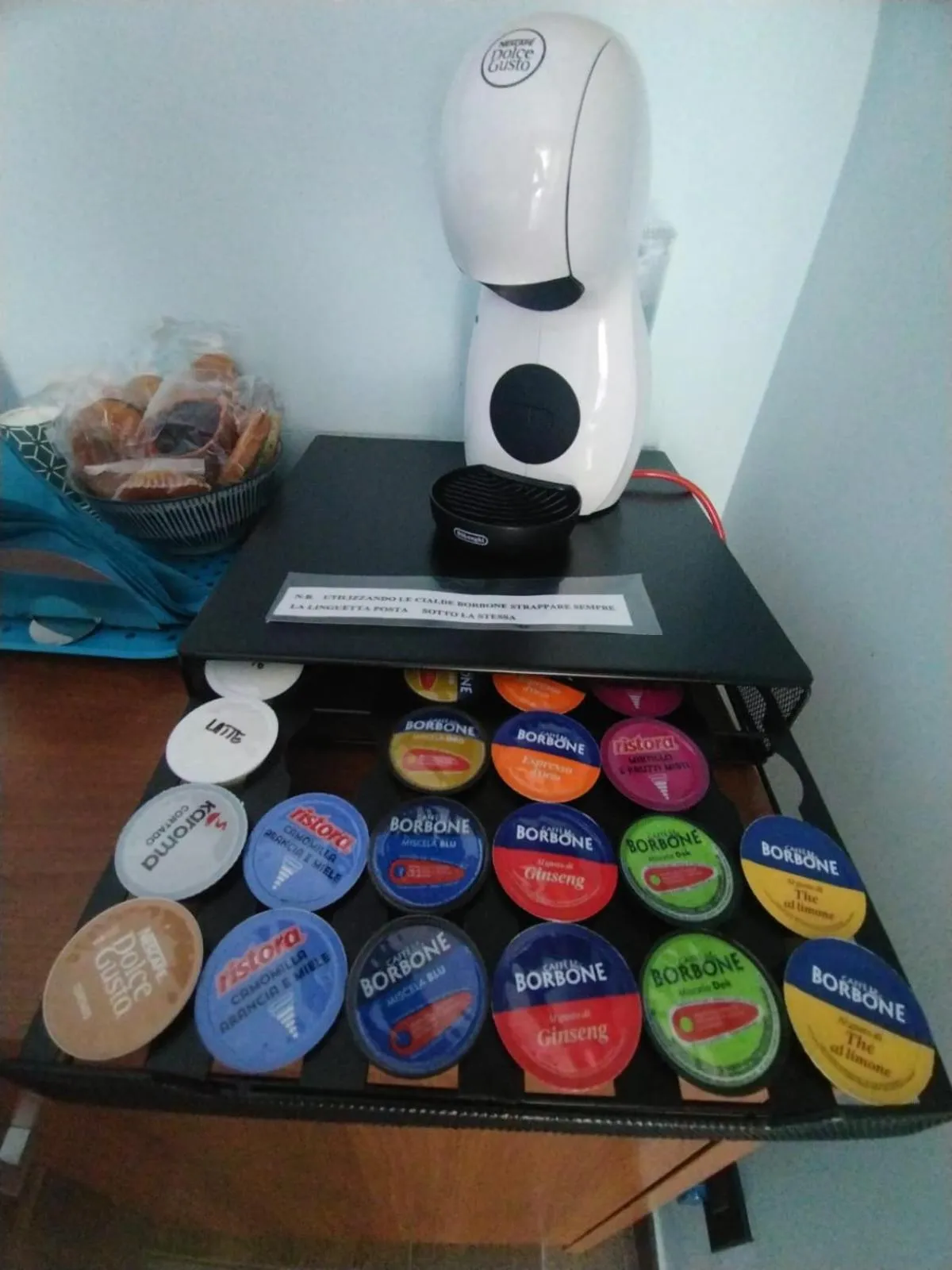 Coffee/tea facilities in B&B IL GHIRO