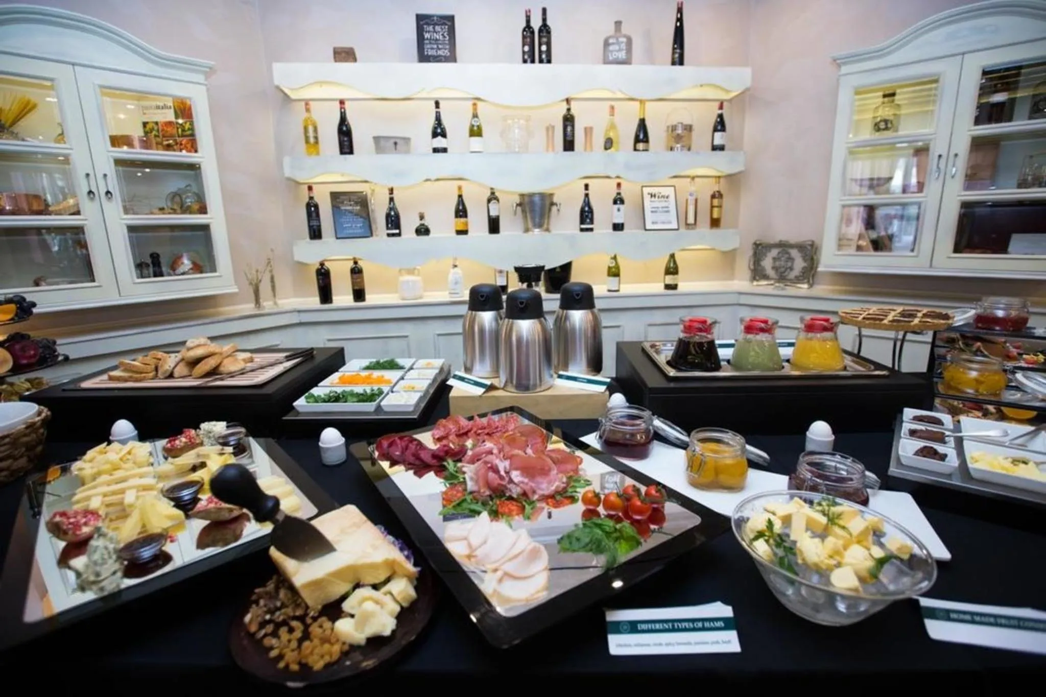 Buffet breakfast in Classic Hotel