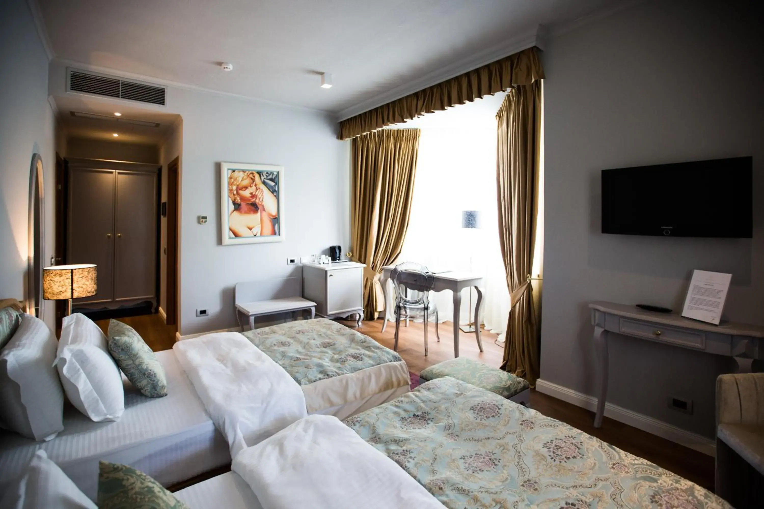 Bed in Classic Hotel Bed in Classic Hotel