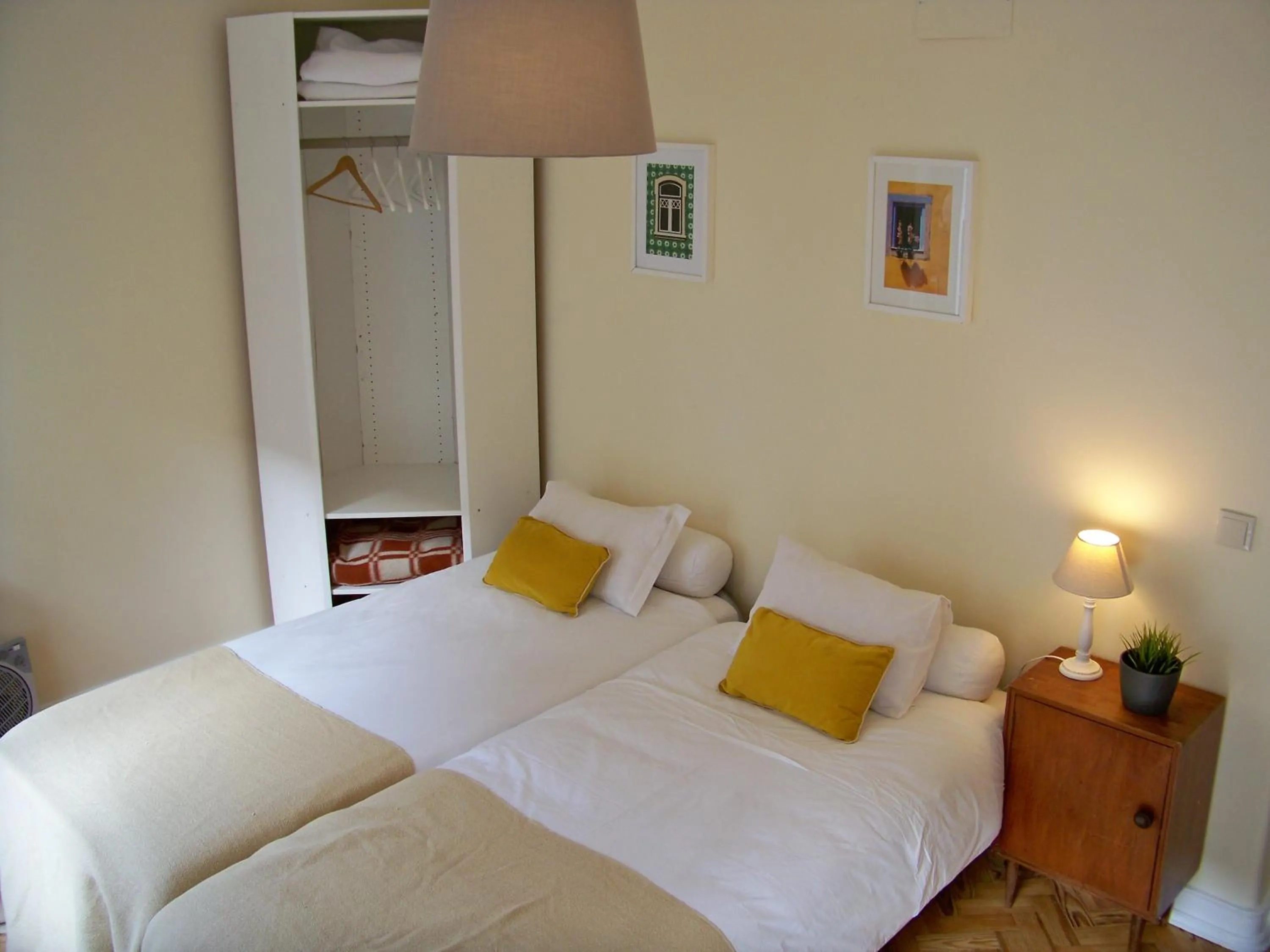 Bed in Almirante 1 Four Bedrooms