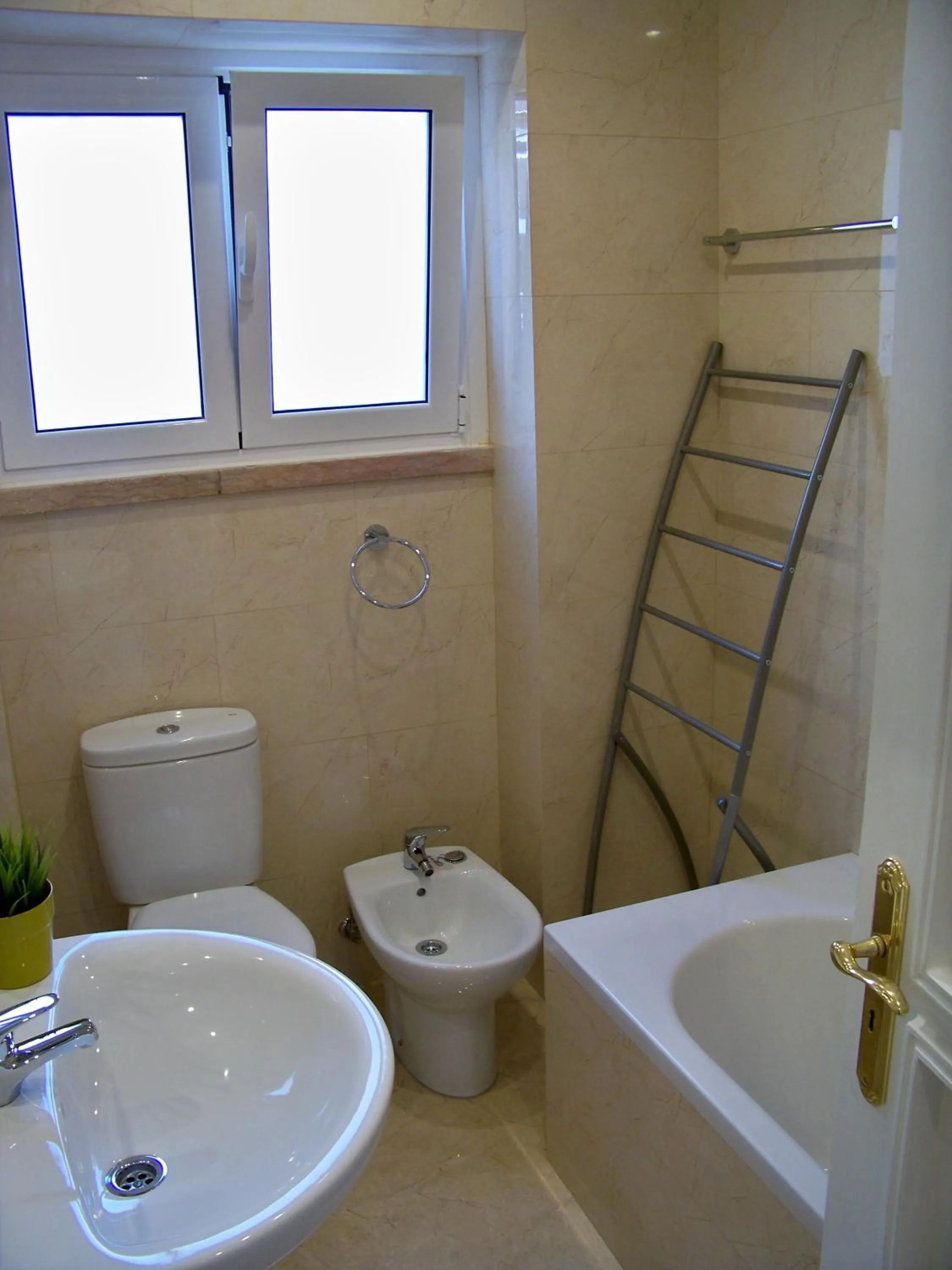 Almirante 1 Four Bedrooms