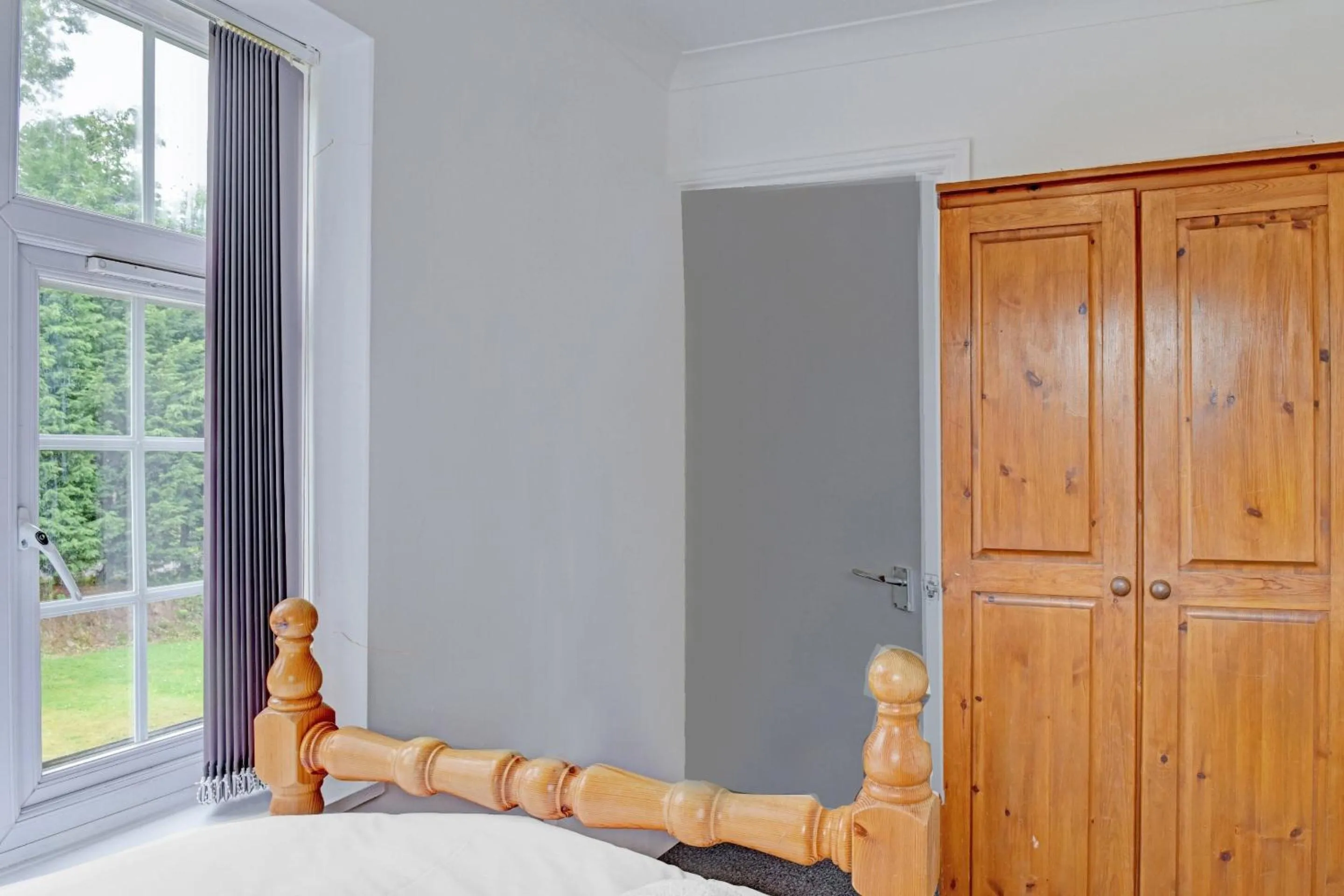 Bedroom in The Gables Hotel, Birmingham Airport