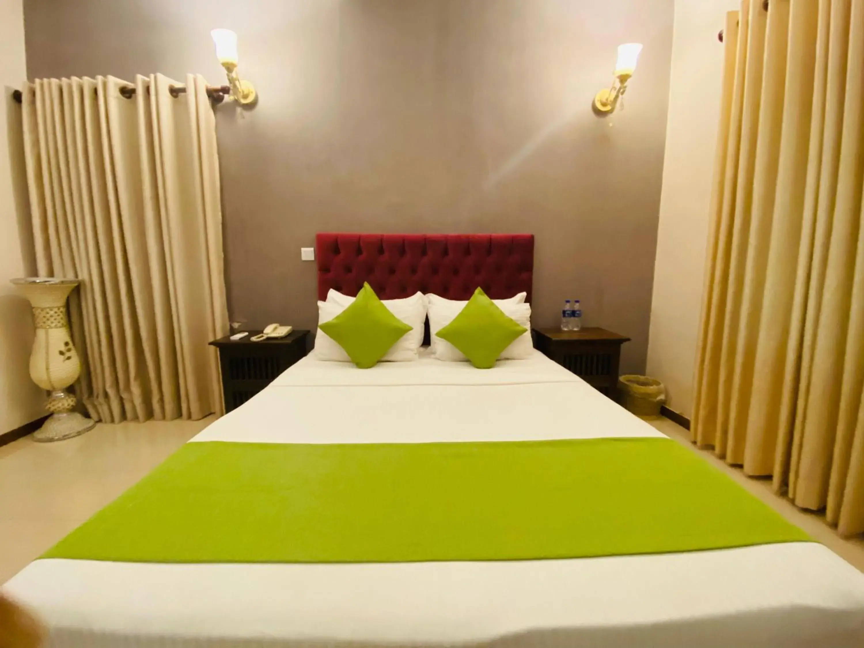 Deluxe Double Room in Forever City Hotel Deluxe Double Room in Forever City Hotel