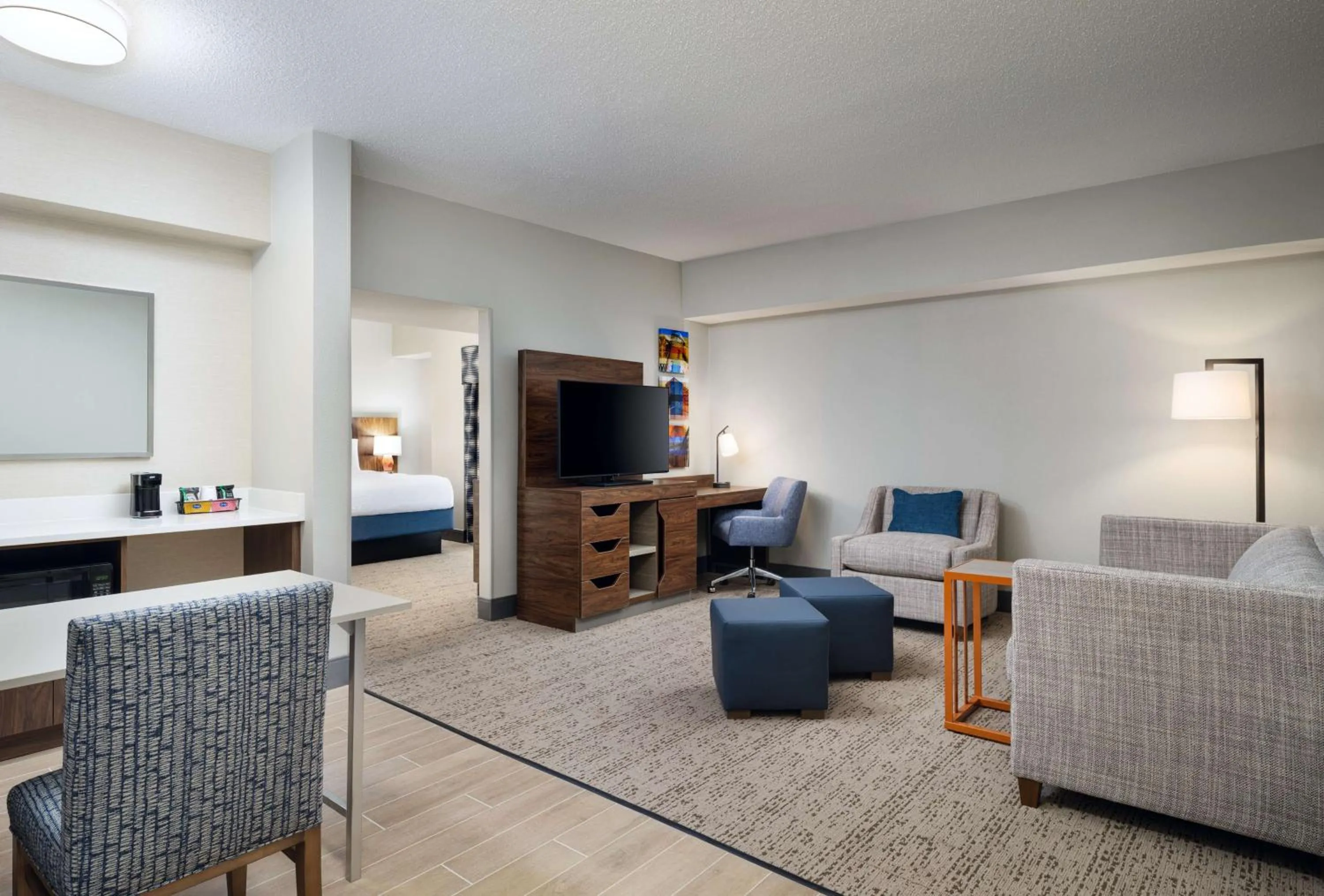 Living room in Hampton Inn & Suites Memphis East Germantown Area