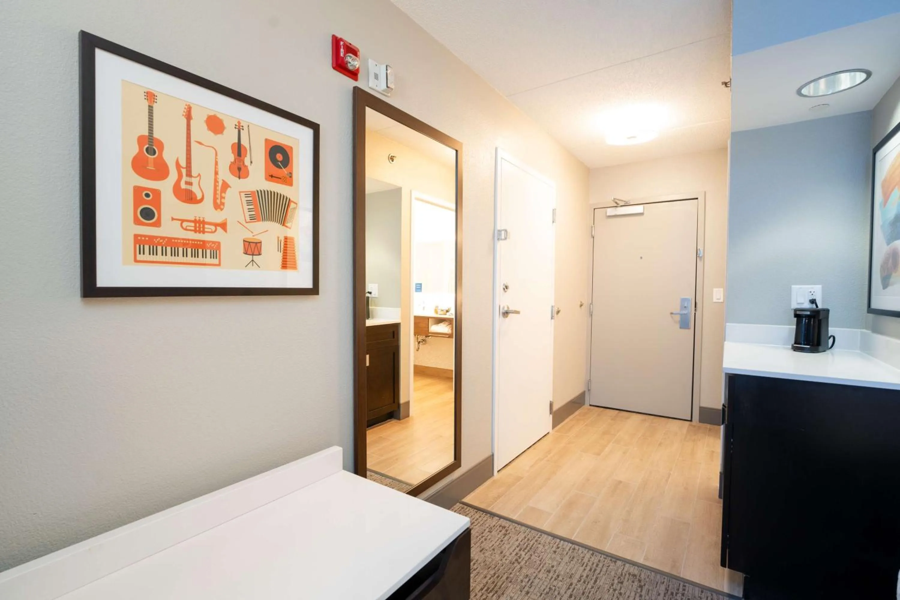 Photo of the whole room, Bed in Hampton Inn & Suites Memphis East Germantown Area