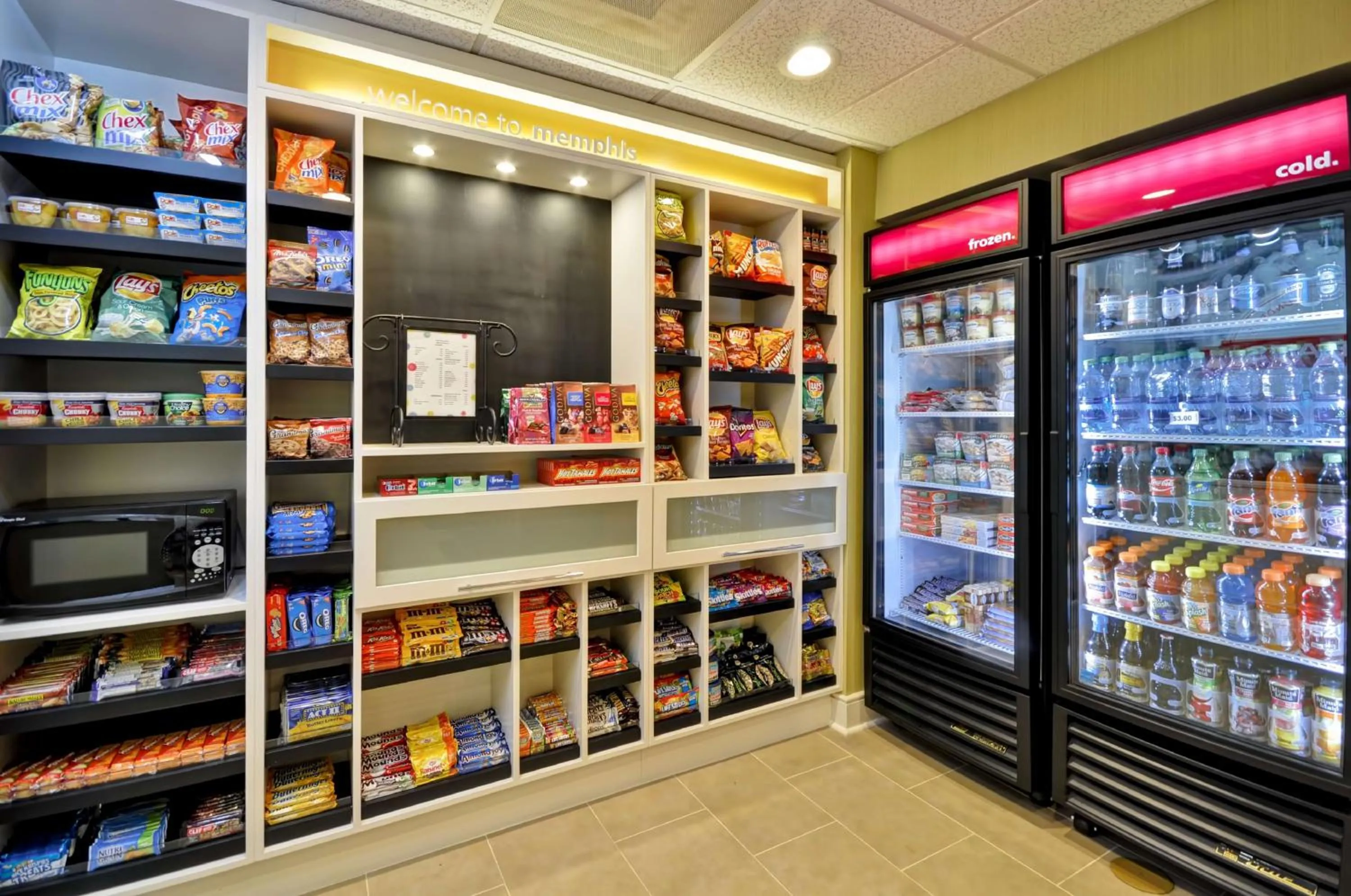 Restaurant/places to eat in Hampton Inn & Suites Memphis East Germantown Area