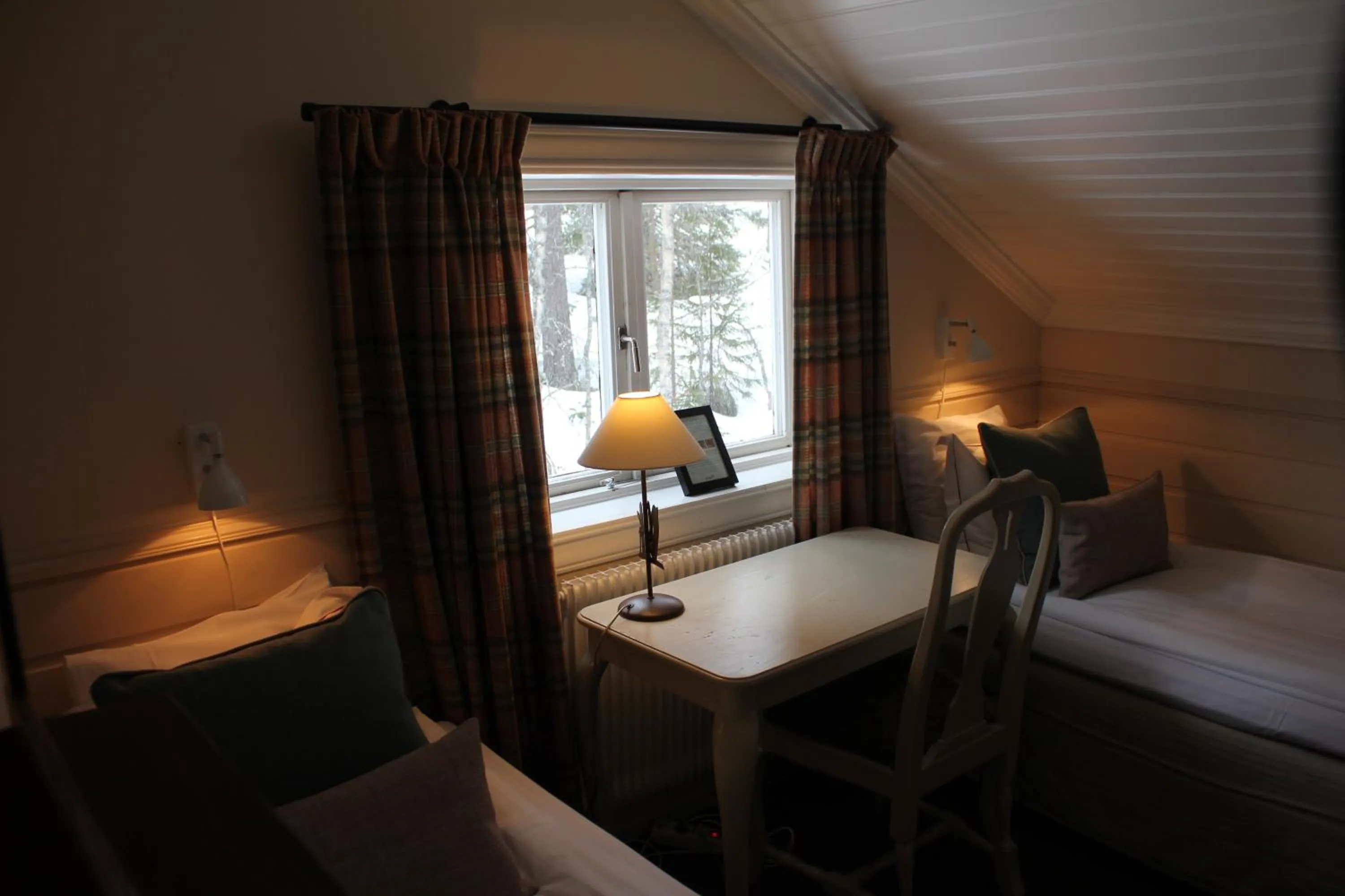 Photo of the whole room, Bed in Olarsgården Hotell