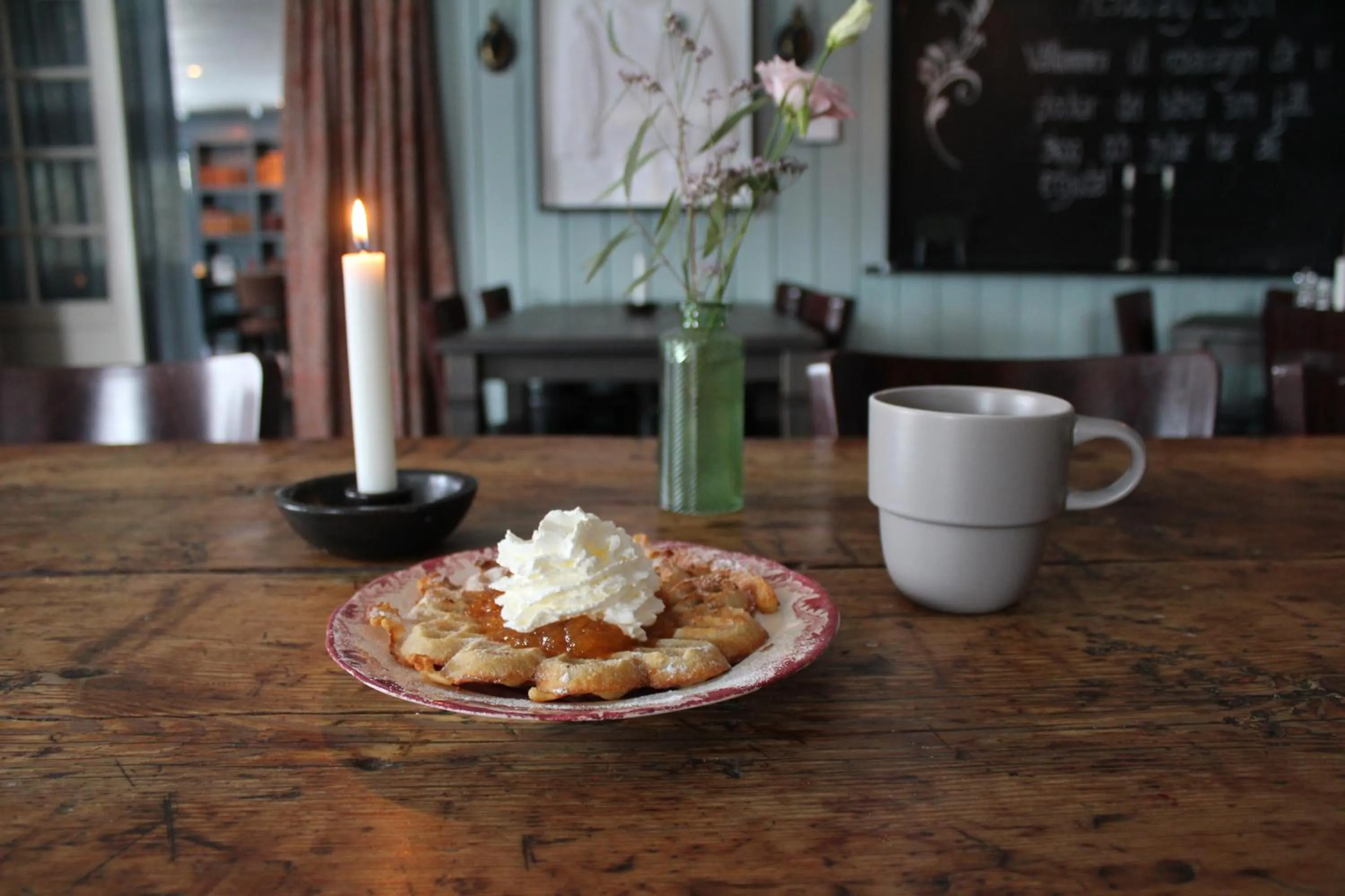 Restaurant/places to eat in Olarsgården Hotell