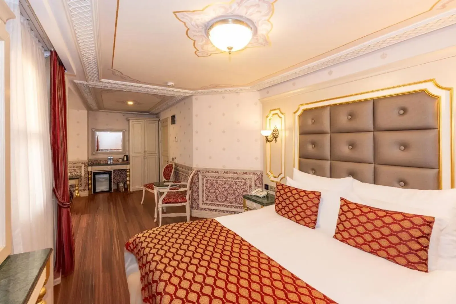 Bed in Meserret Palace Hotel - Special Category Bed in Meserret Palace Hotel - Special Category
