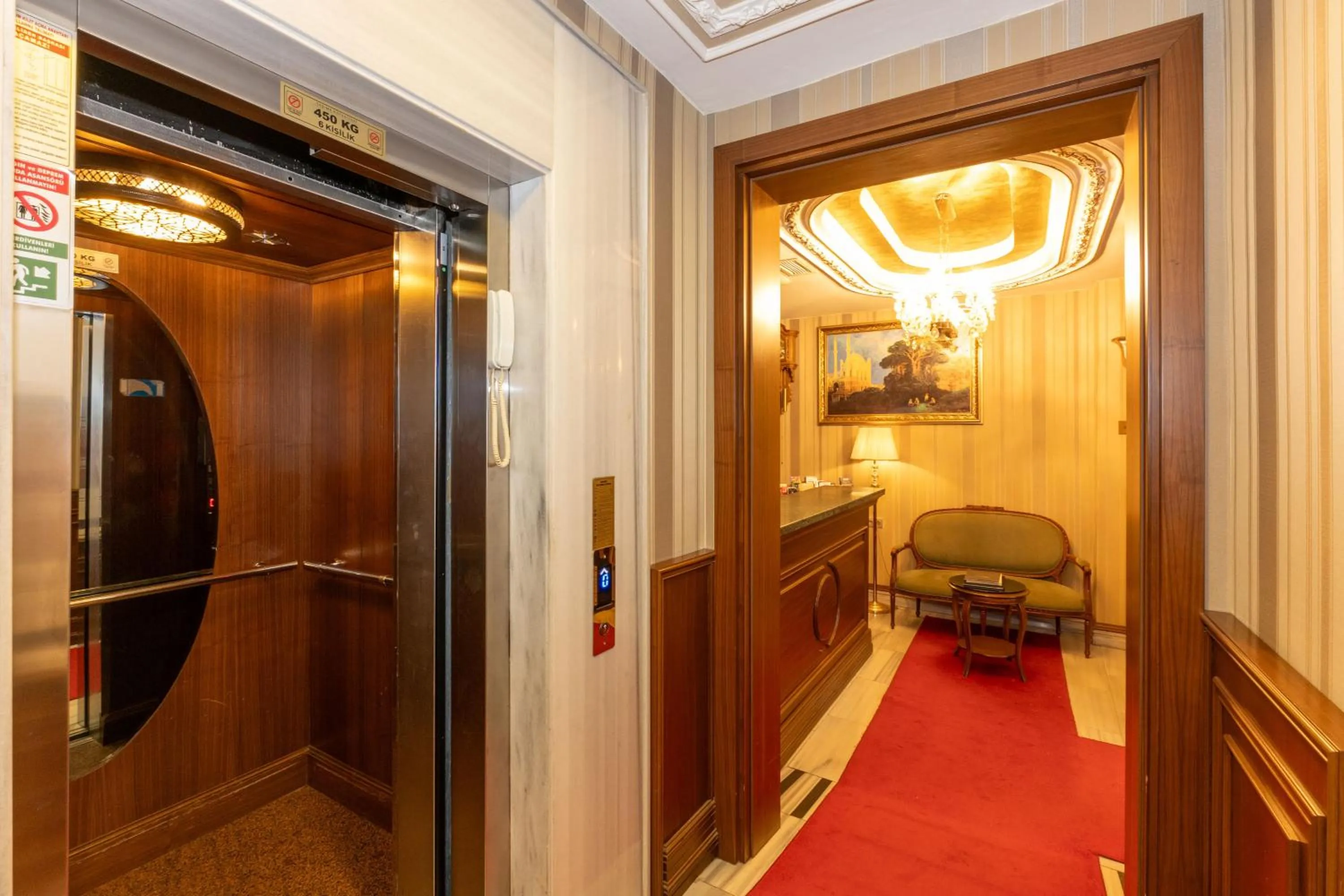 elevator in Meserret Palace Hotel - Special Category
