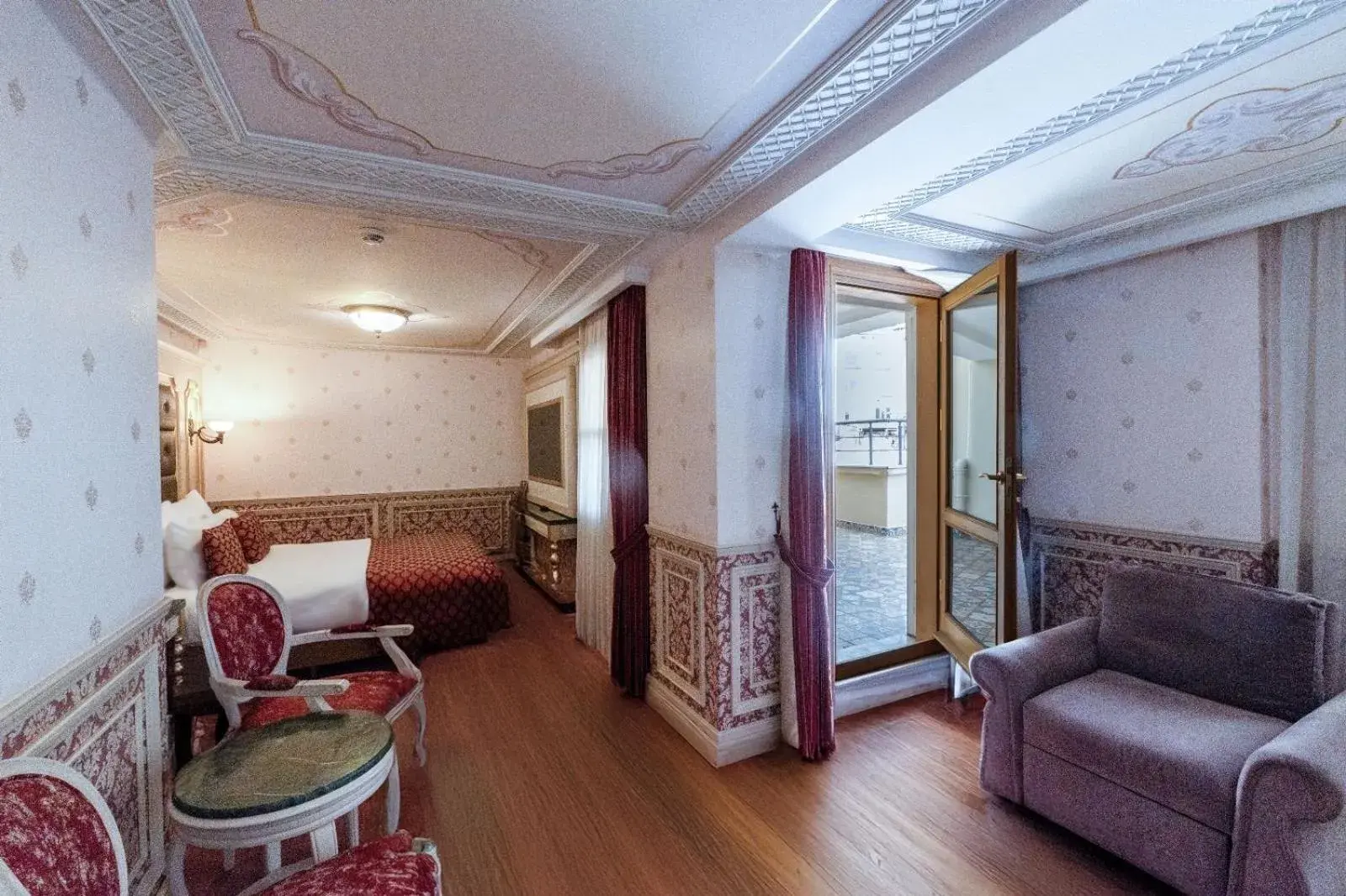 Bed in Meserret Palace Hotel - Special Category Bed in Meserret Palace Hotel - Special Category