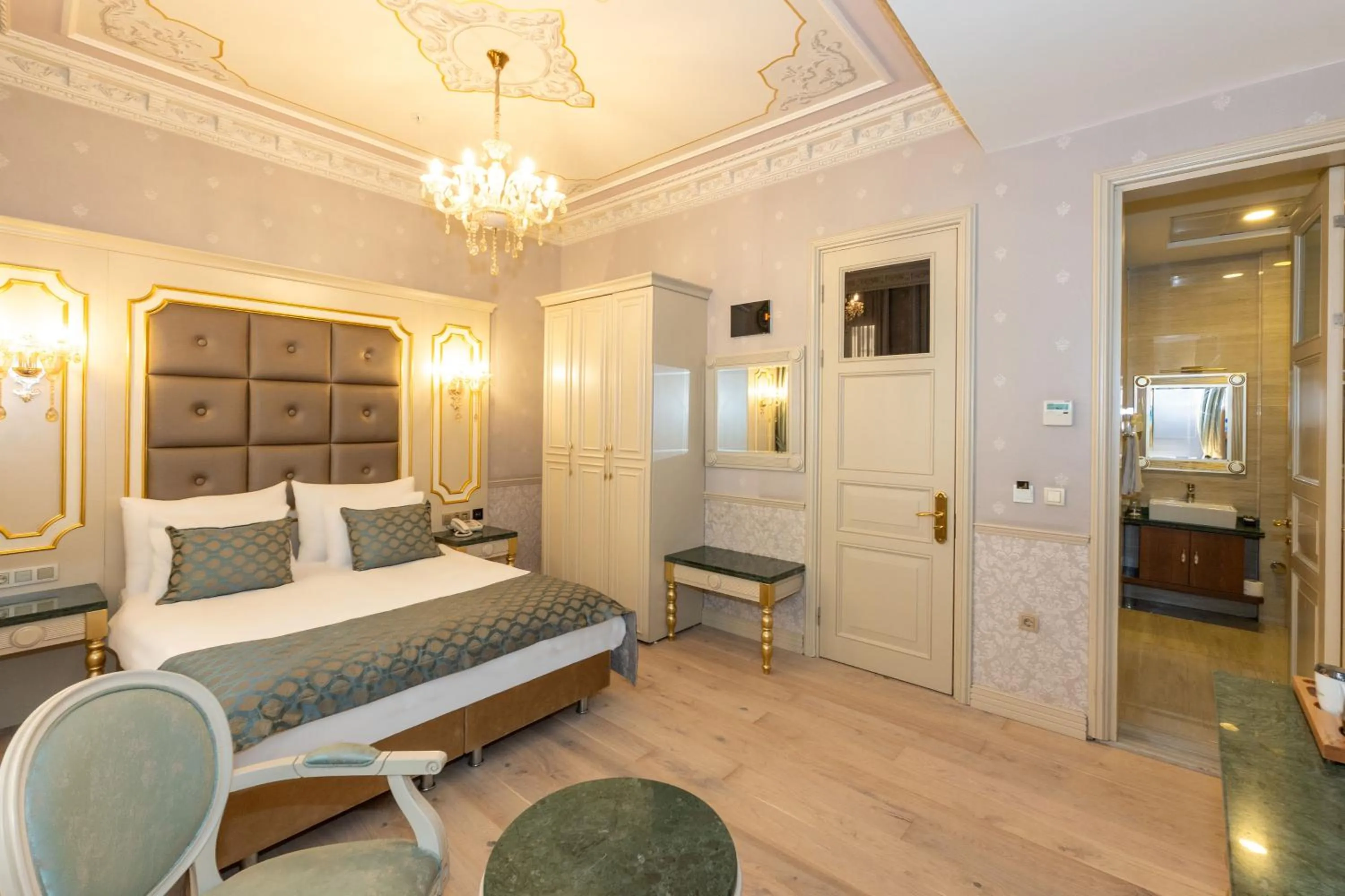 Bed in Meserret Palace Hotel - Special Category