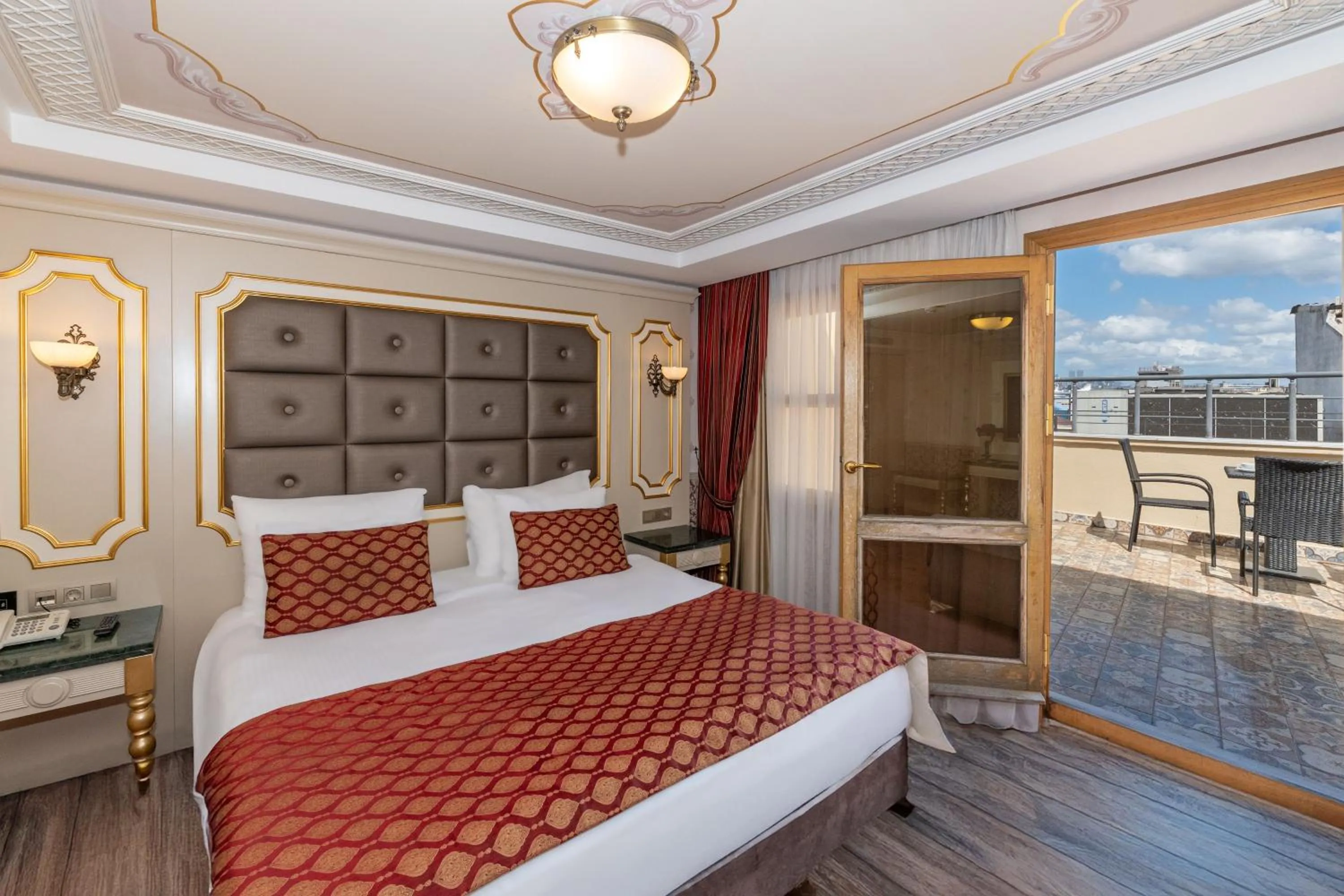Bed in Meserret Palace Hotel - Special Category