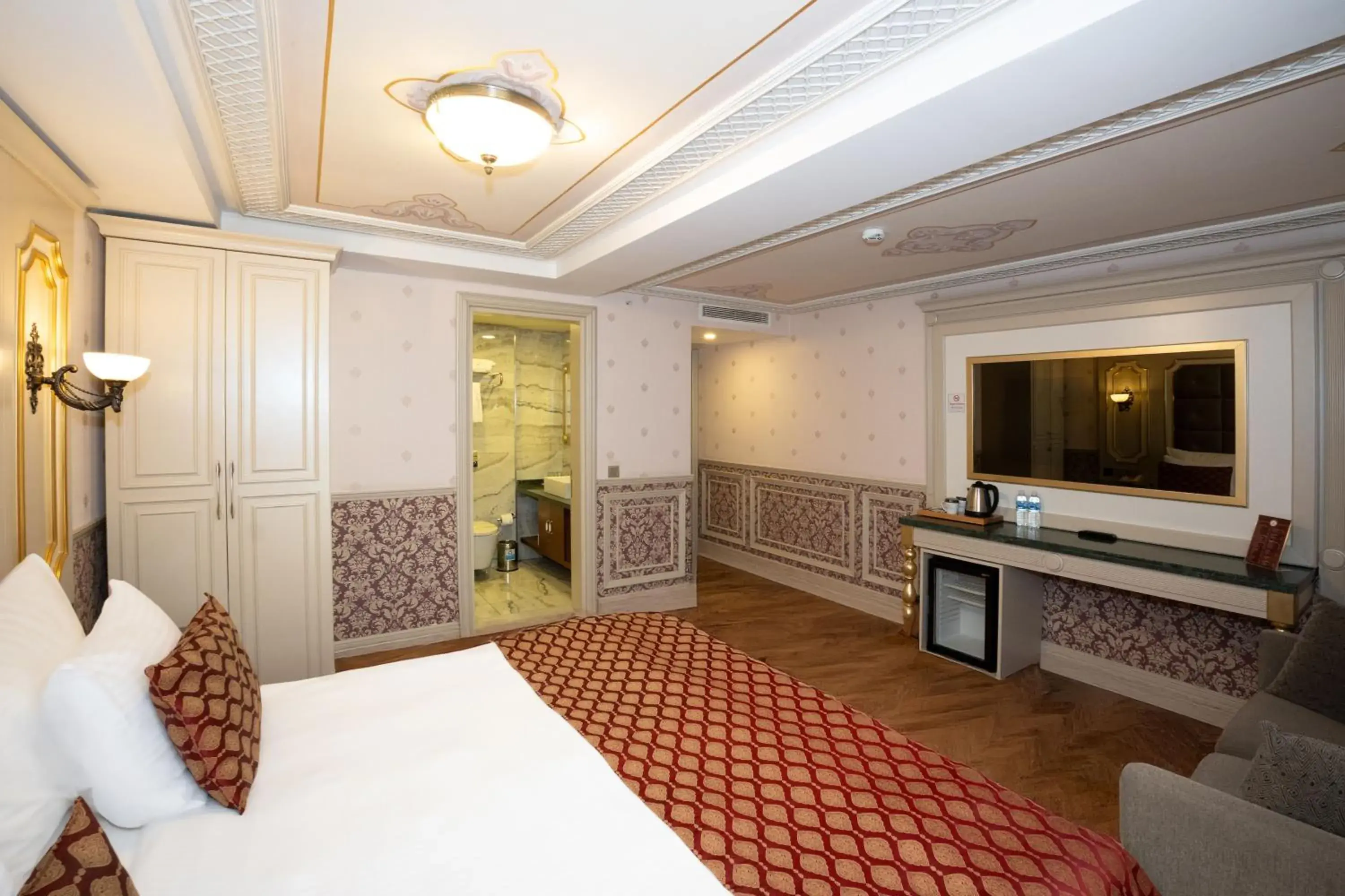 Bed in Meserret Palace Hotel - Special Category Bed in Meserret Palace Hotel - Special Category